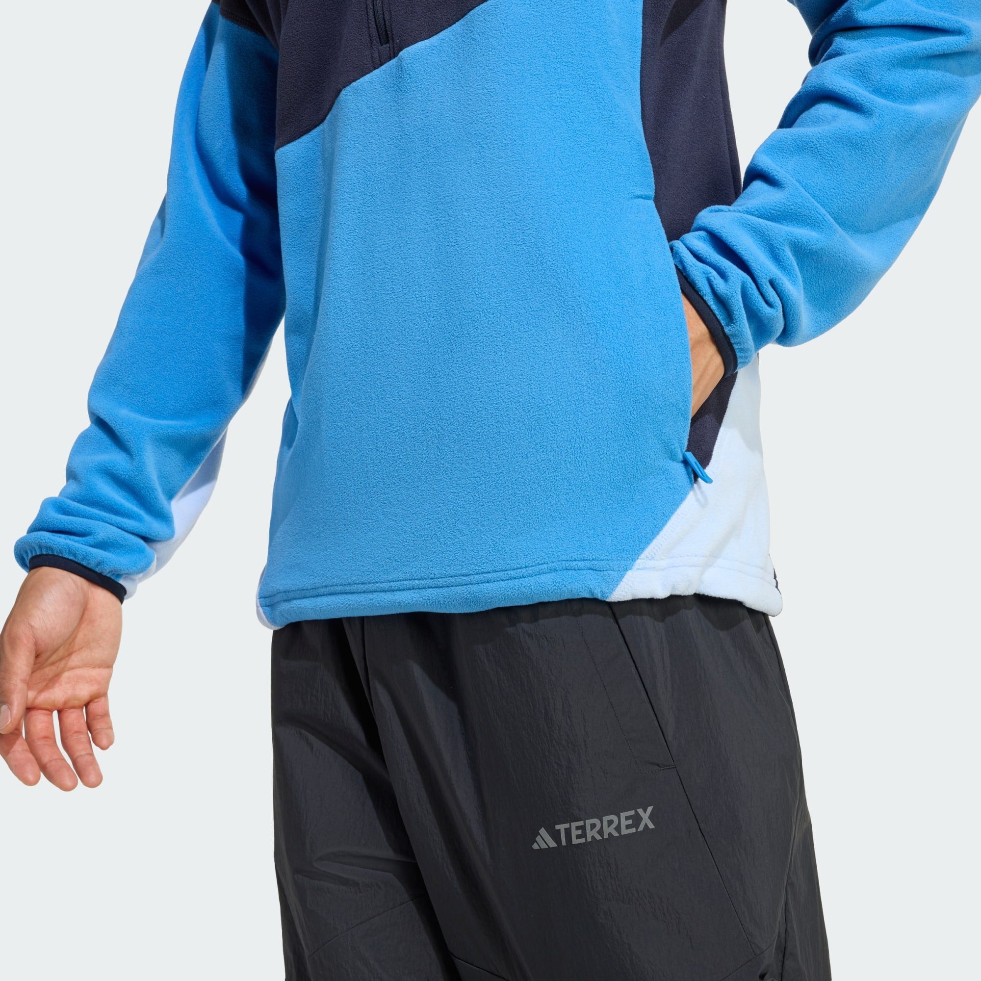 adidas TERREX Fleecejacke TERREX MULTI CLIMAWARM FLEECE-ANORAK (1-St)