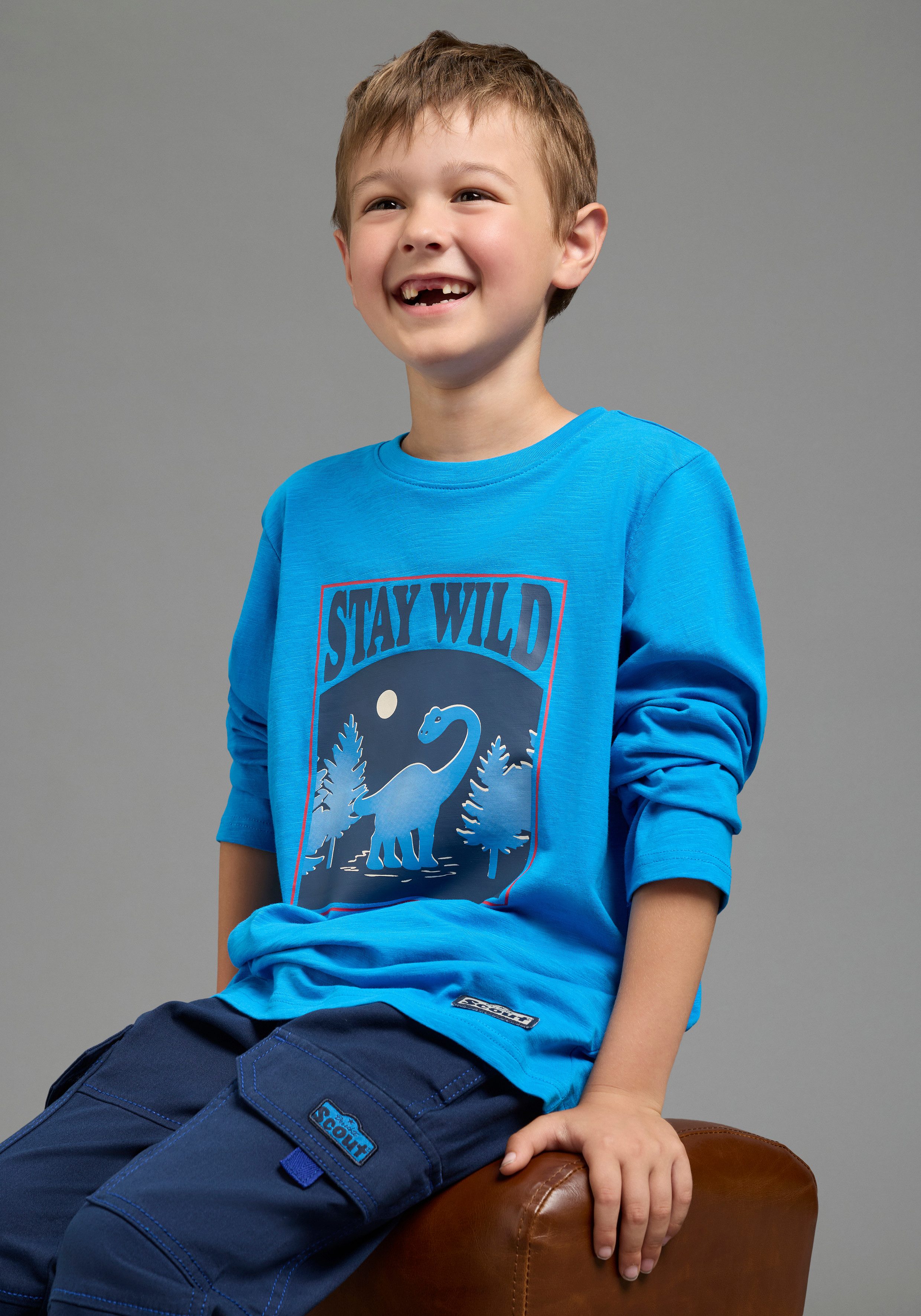 Scout Langarmshirt Shirt mit coolem Dino-Print, modisches Melangegarn mit Spruch: STAY WILD, mit Langarm, modischer Basic-Schnitt