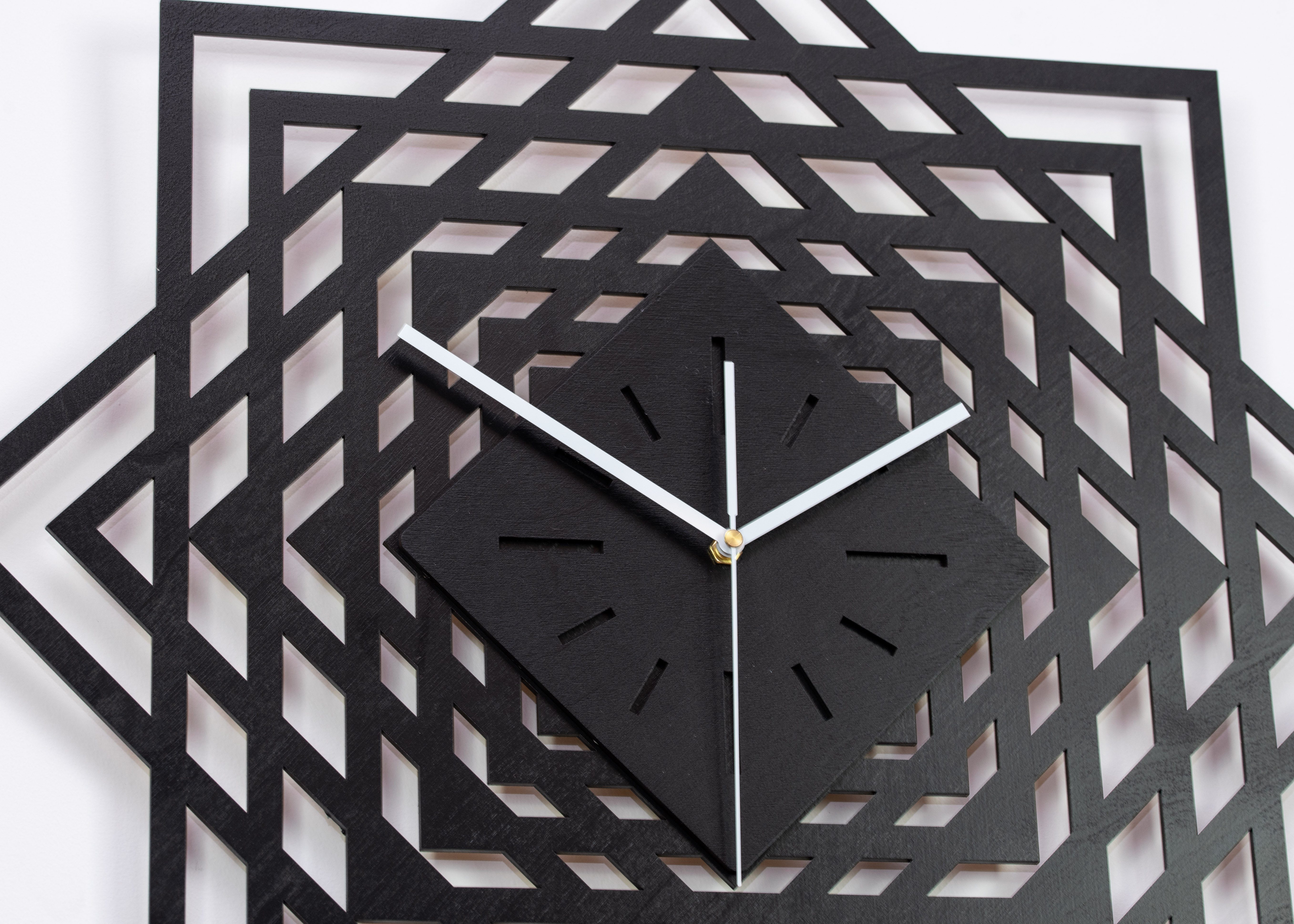 ORNAMENTI Wanduhr Grosse, moderne, geometrisch, holz, hingucker Wanduhr, weiss, schwarz (ohne Ticken, Wanddeko, Holzdeko, 3 Größen 40, 50, 60 cm)