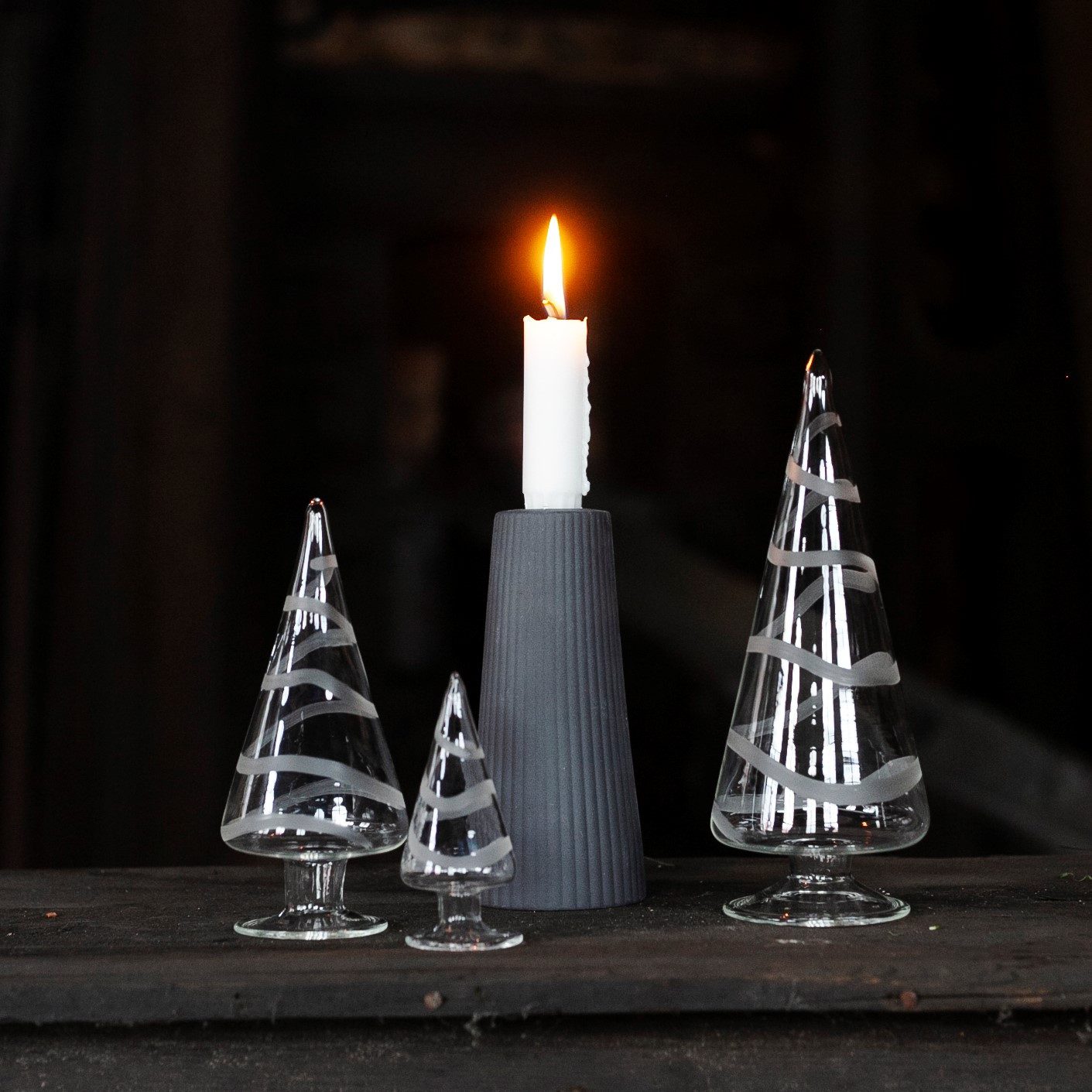 Storefactory Scandinavia Kerzenständer Kerzenhalter LINGHED S Keramik dunkelgrau, Ø 6x15cm