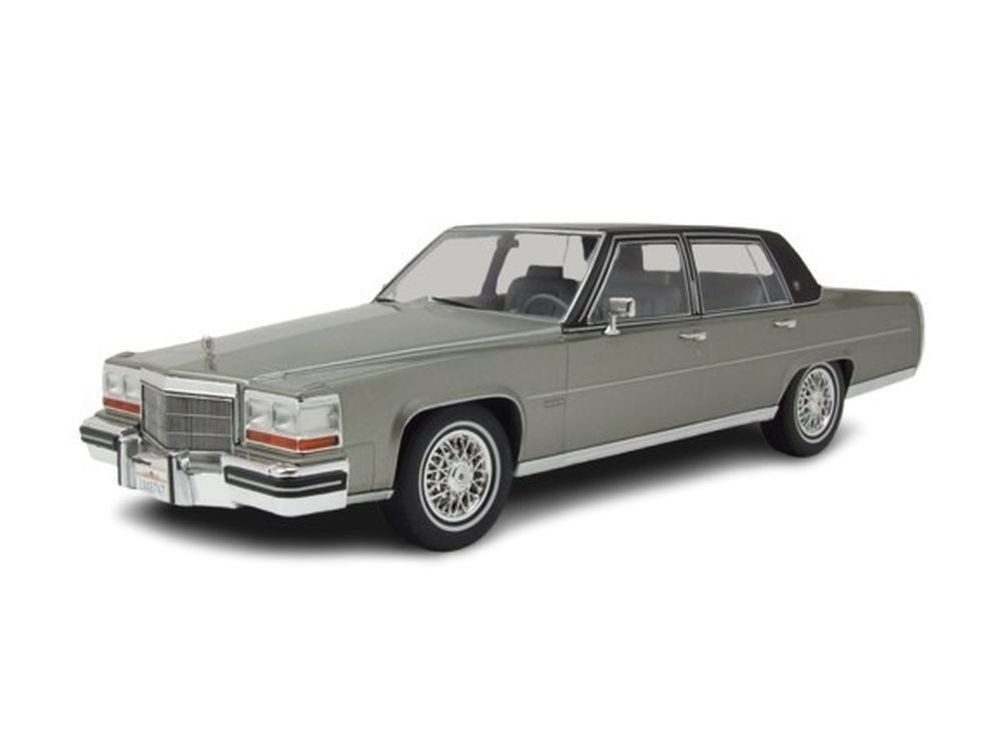 MCG Modellauto Cadillac Fleetwood Brougham 1982 grau metallic, Maßstab 1:18