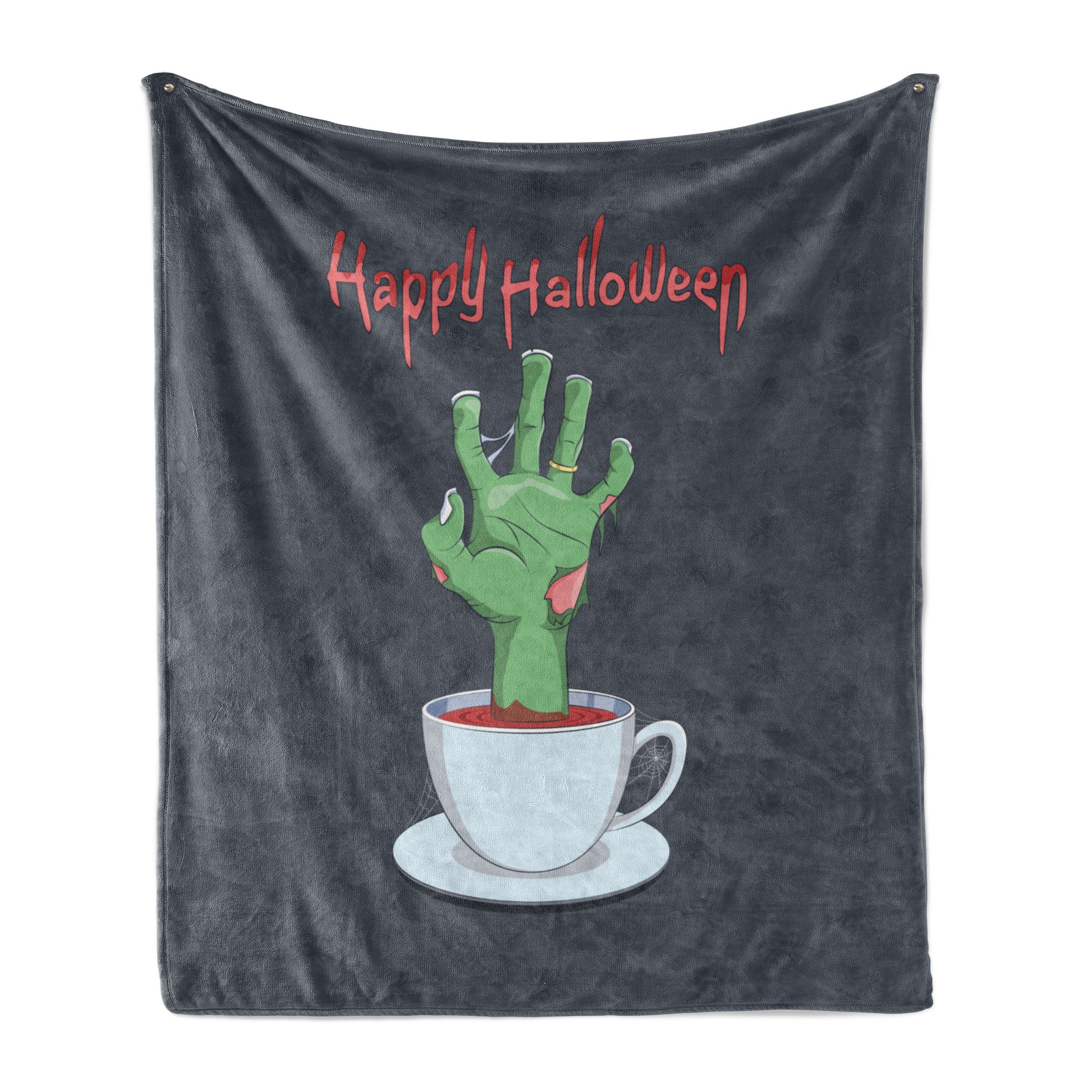 Wohndecke Gemütlicher Plüsch für den Innen- und Außenbereich, Abakuhaus, Halloween Zombie Hand in Blutige Cup