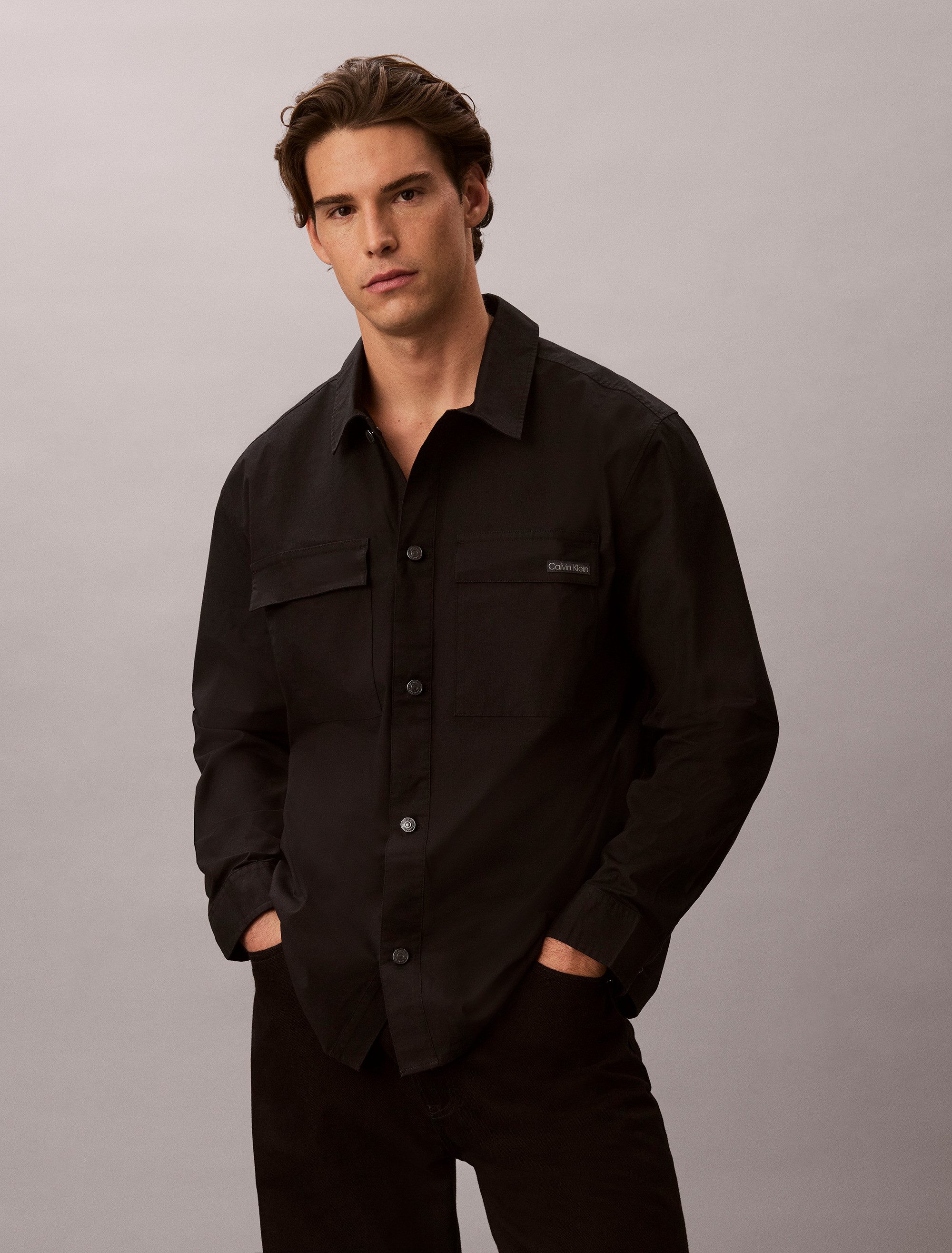 Calvin Klein Jeans Outdoorhemd Overshirt LS COTTON NYLON UTI bequeme Passform, Hemdkragen, Markenlabel