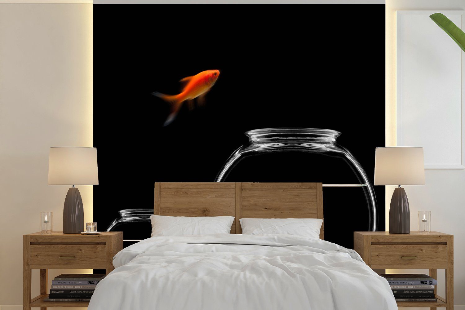 Vliestapete St), Goldfisch Wohnzimmer Schlafzimmer bedruckt, - - MuchoWow Fototapete Schwarz, Fischglas Matt, für Küche, (4 Fototapete