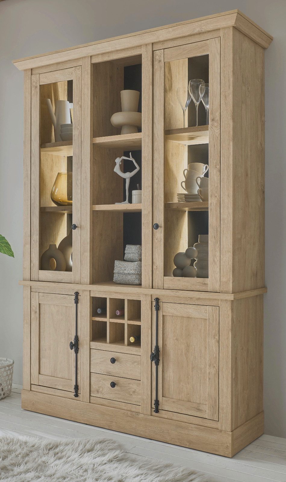 Furn.Design Buffet Dorset (Buffetschrank in Eiche Gold Landhaus, 147 x 214 cm) mit Drehriegeln und Soft-Close-Funktion