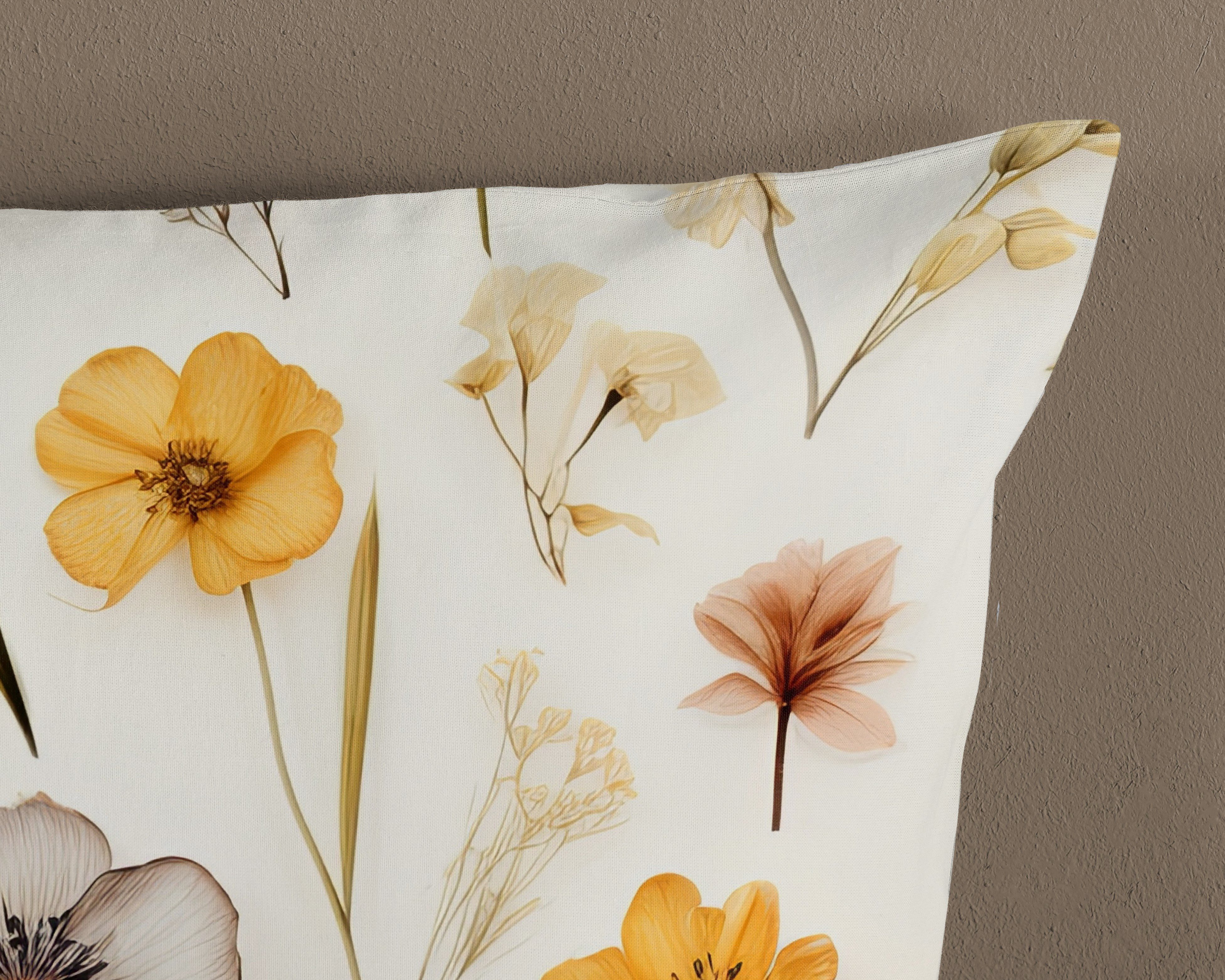good morning Wendebettwäsche Lara, Renforcé, 2 teilig, 100% Baumwolle, Renforcé, Reißverschluss, Wendeoptik, Blumen, Sand – Bild 4 von 4