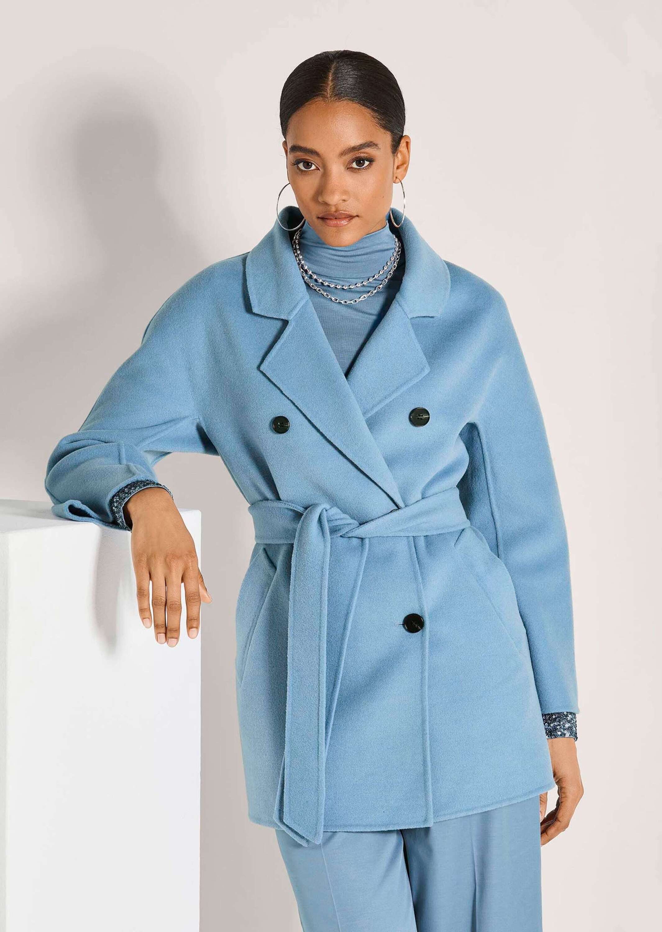 MADELEINE Kurzmantel Eleganter Zweireiher aus feiner Wolle Stilvoller Mante günstig online kaufen