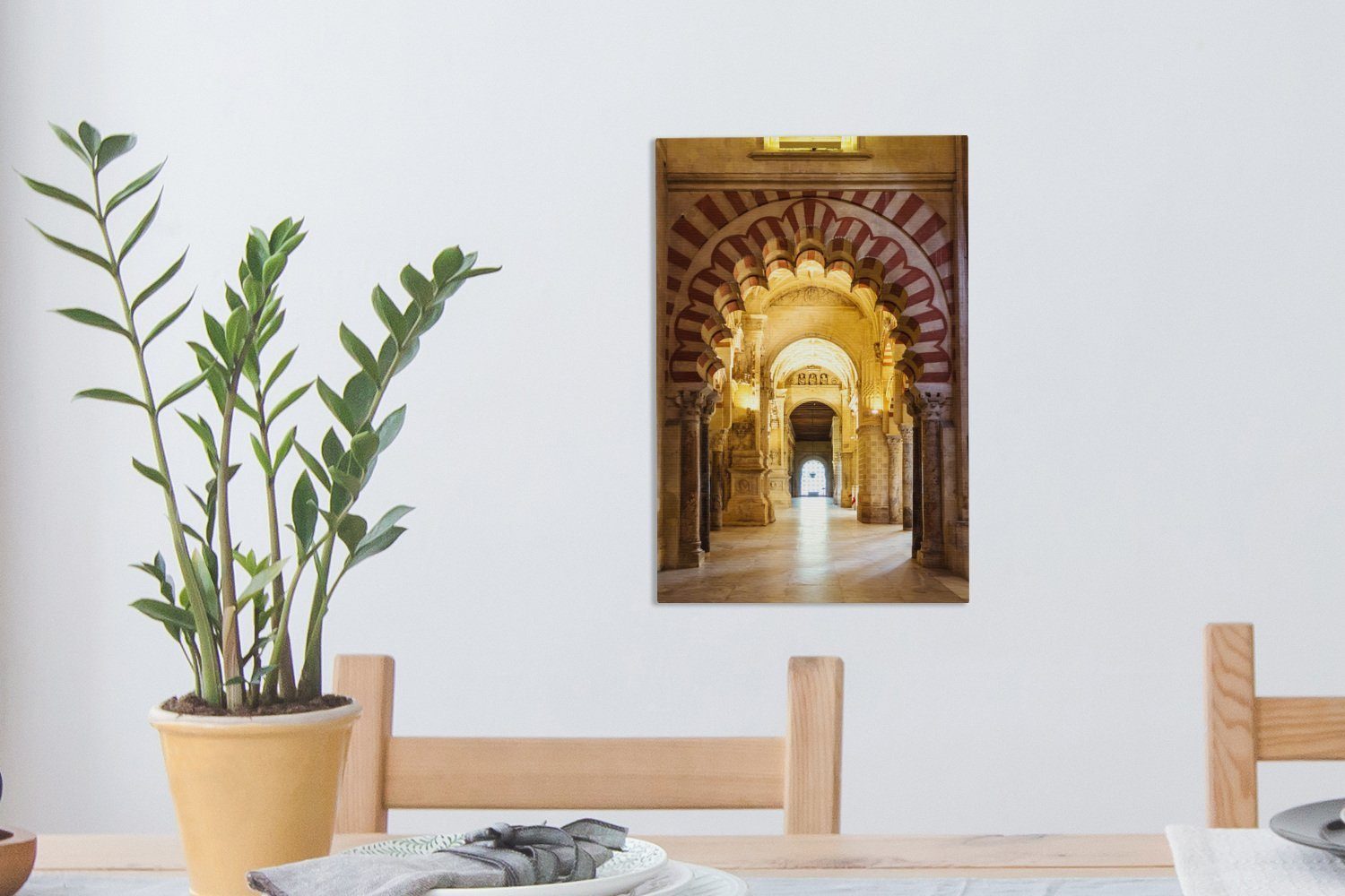 Gemälde, inkl. cm St), Zackenaufhänger, Mezquita bespannt (1 in berühmten Bogen dem mit Leinwandbild fertig Leinwandbild 20x30 Spanien, OneMillionCanvasses®