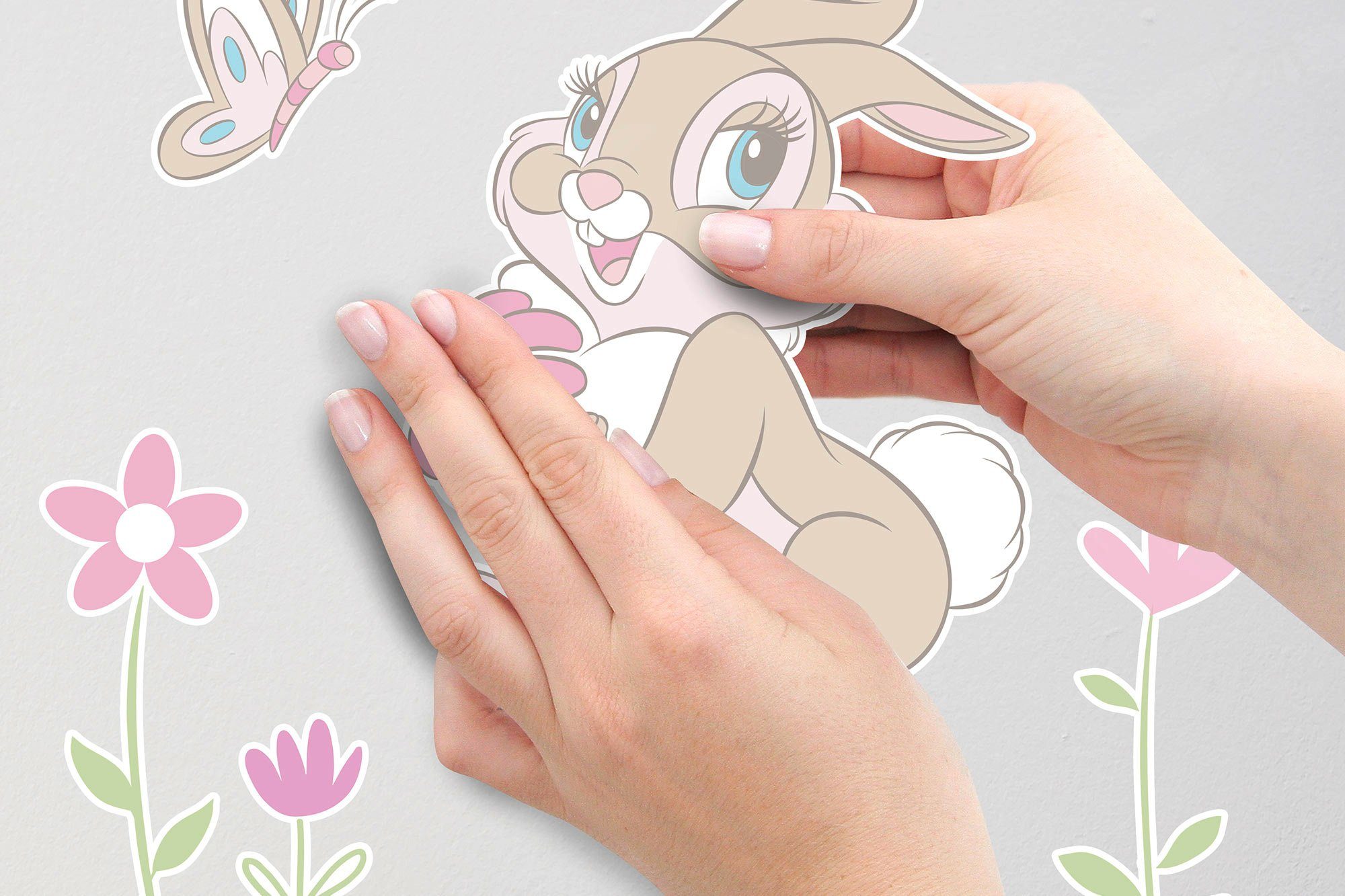 Komar Wandtattoo Little Miss Bunny - Größe 50 x 70 cm (24 St), selbstklebend, Wandsticker, Kinderzimmer