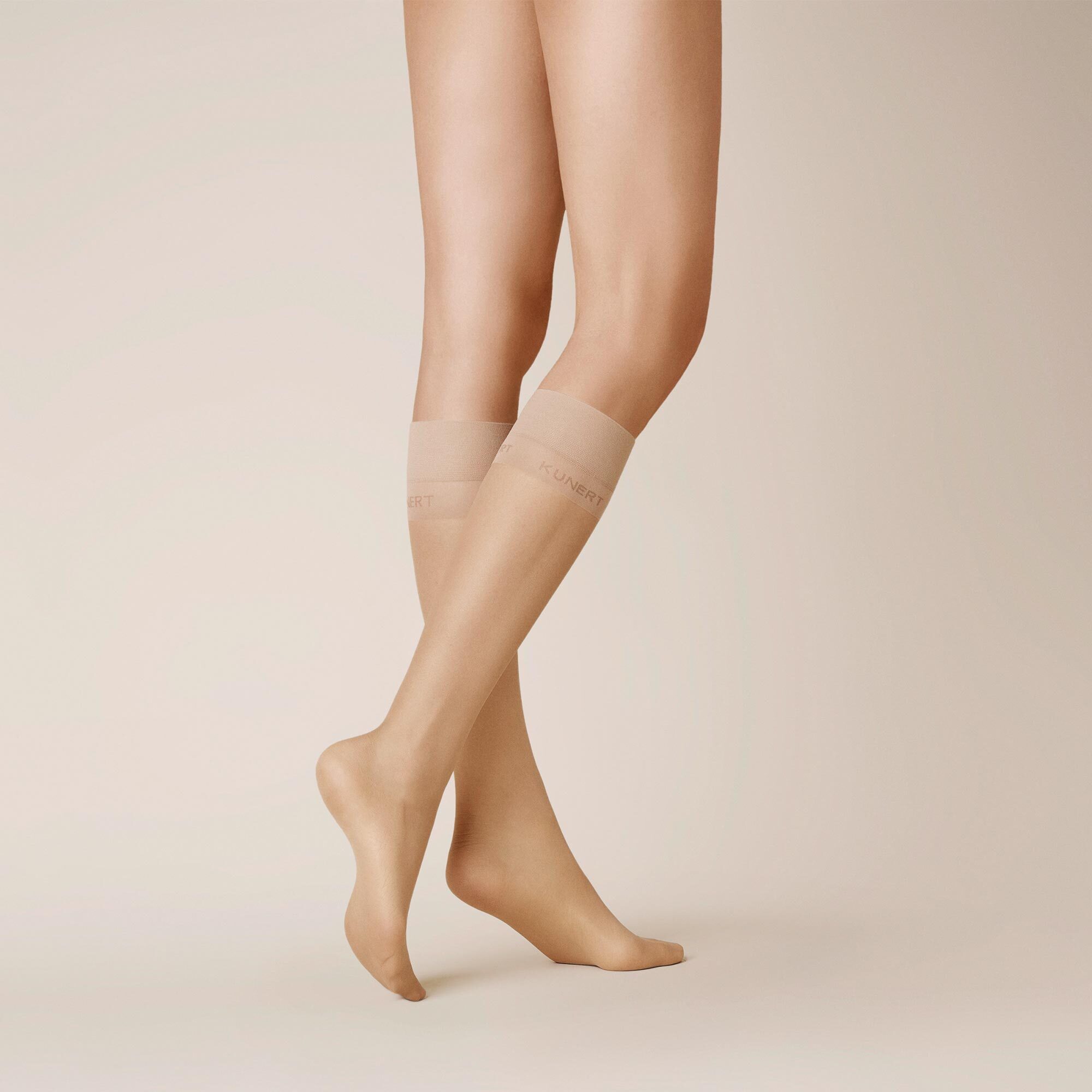 KUNERT Feinkniestrümpfe Perfect Shine 15 (1-Paar) Kniestrümpfe mit leichtem Schimmer