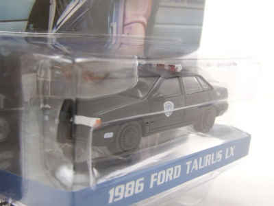 GREENLIGHT collectibles Modellauto Ford Taurus LX Detroit Metro West Police 1986 schwarz RoboCop Modellau, Maßstab 1:64