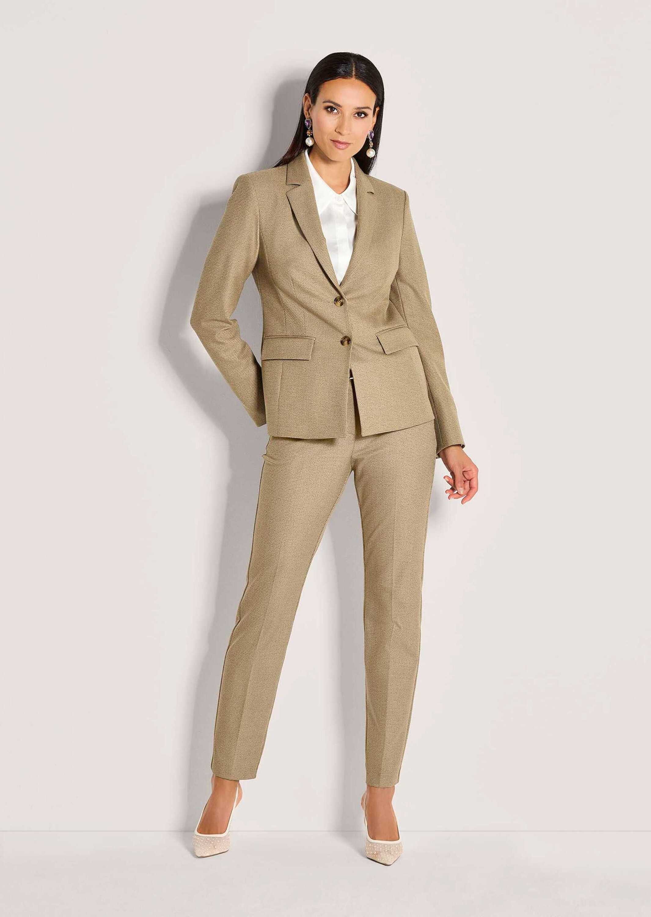 MADELEINE Kurzblazer Eleganter Einreiher im Minimal-Design Businessblazer mit Reverskragen, langen Ärmeln, Knopfleiste
