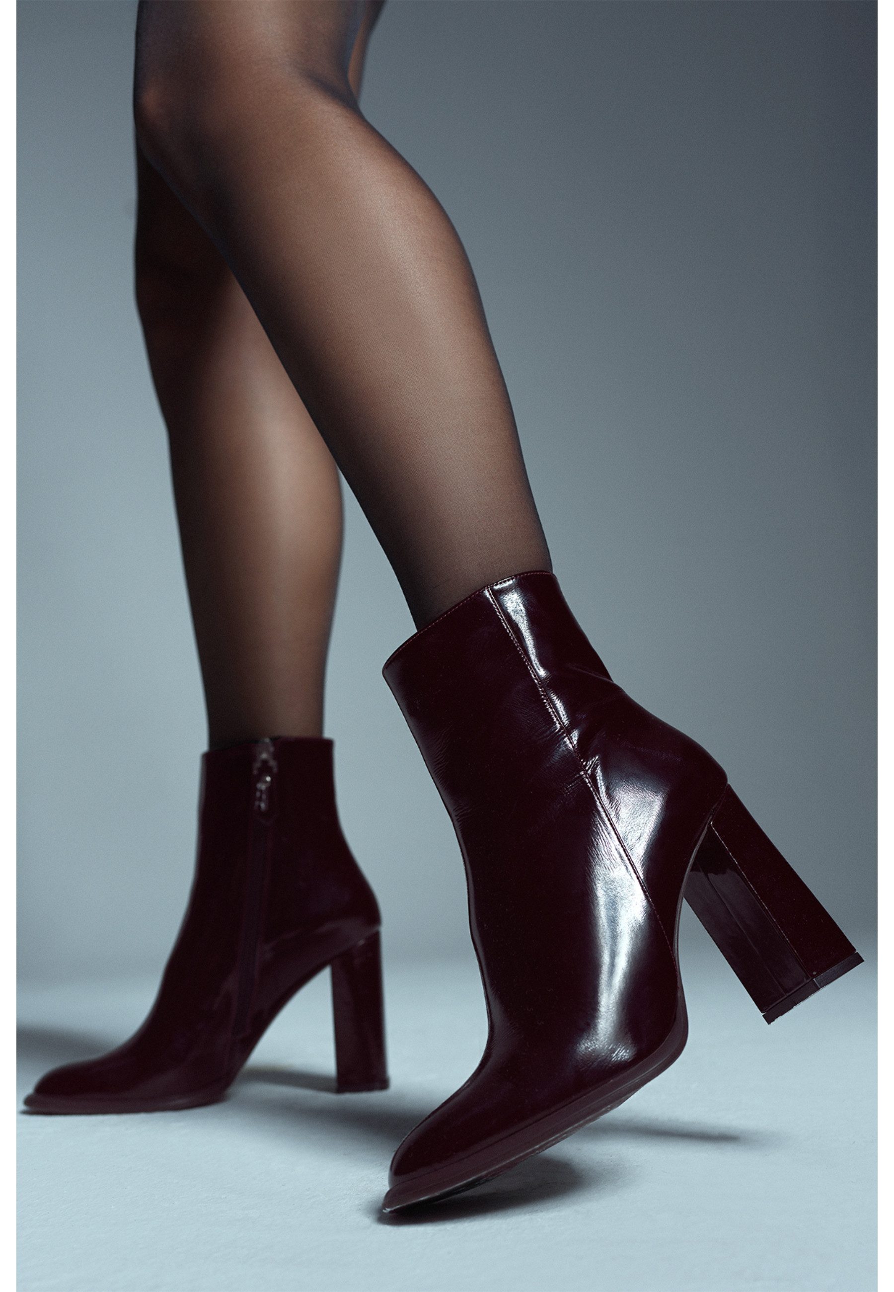 Derimod Absatz-Stiefeletten aus Lackleder Ankleboots Reißverschluss, Textilfutter, TPU Sohle, Absatz 8 cm