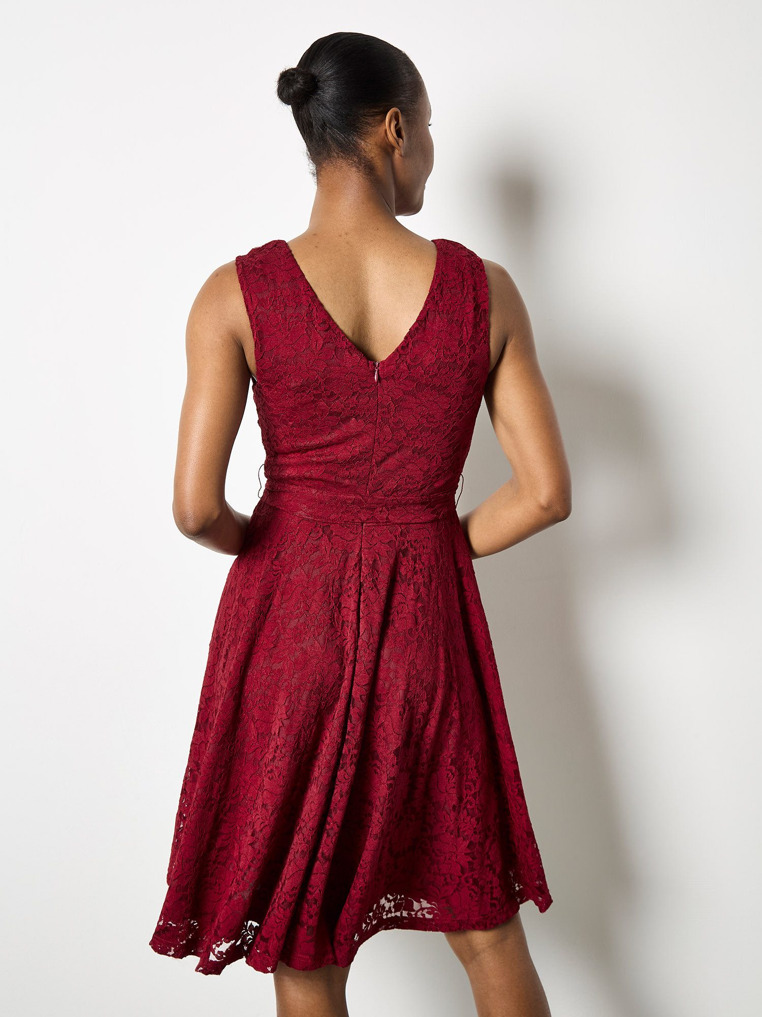 Apricot Midikleid Skaterkleid . (mit Bindband) aus Spitze