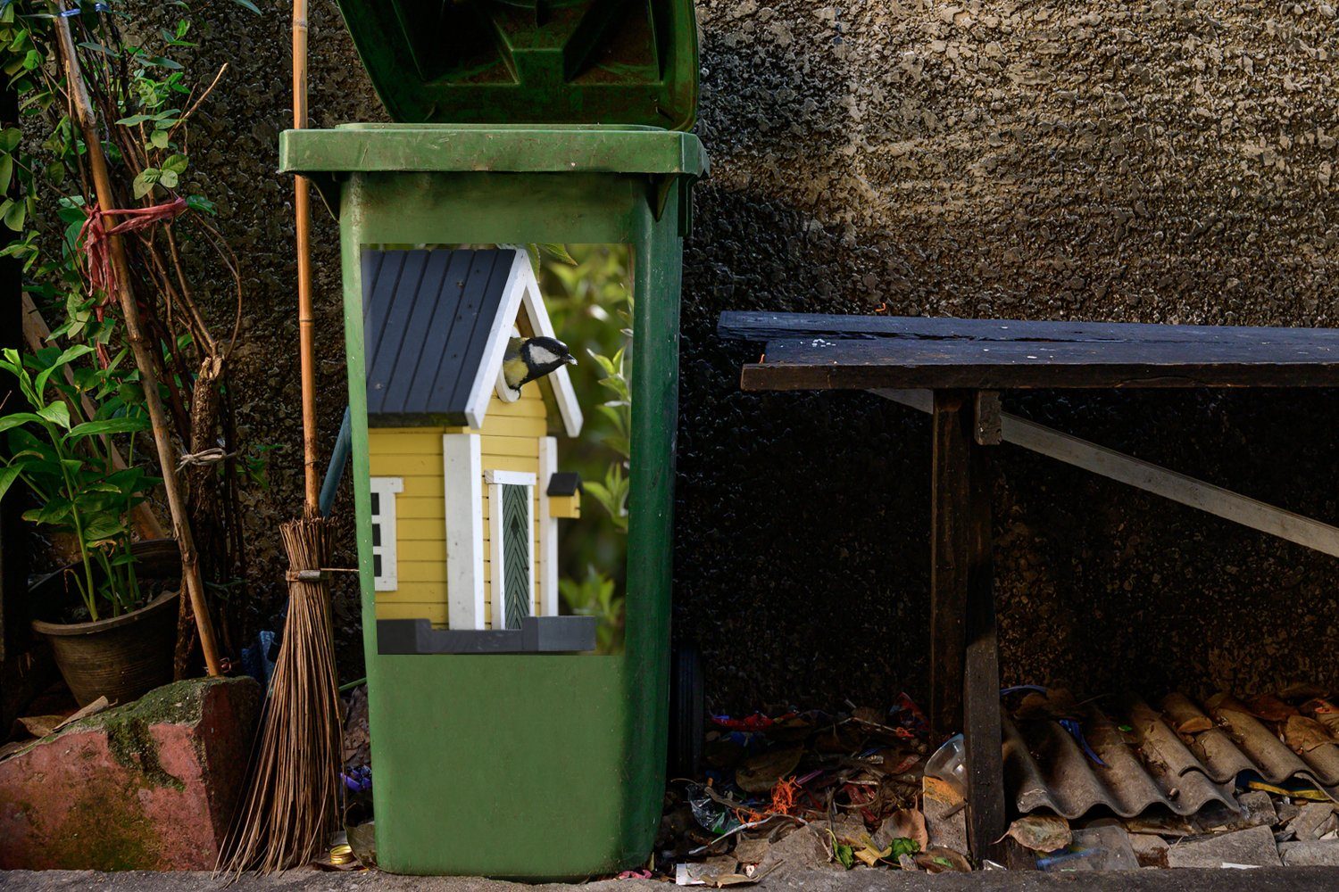Mülleimer-aufkleber, Wandsticker Vogelhaus Meise Abfalbehälter die Sticker, MuchoWow Container, (1 für Mülltonne, St),