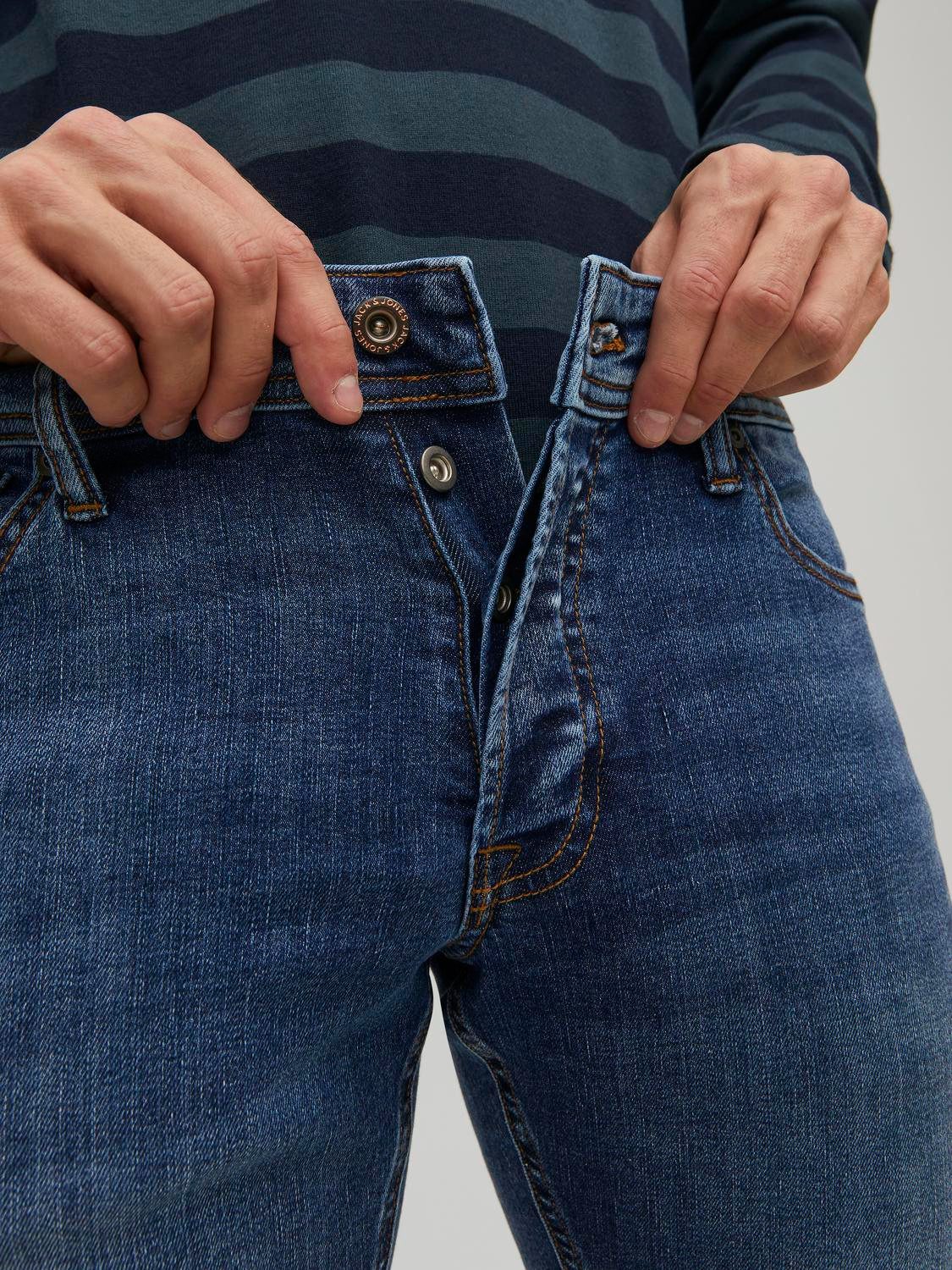 Jack & Jones Slim-fit-Jeans JJIGLENN – Jeans mit Stretch und figurbetonter Silhouette Used, modisch, slim fit, Denim/Jeans – Bild 4 von 5