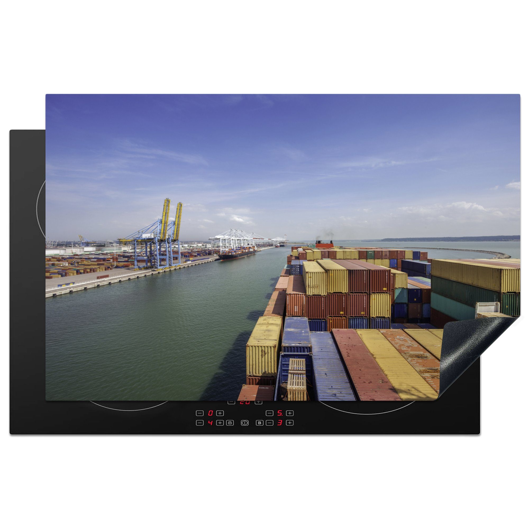 MuchoWow Herdblende-/Abdeckplatte Ein Containerschiff macht im Hafen von Le Havre in Frankreich fest, Vinyl, (1 tlg), 81x52 cm, Induktionskochfeld Schutz für die küche, Ceranfeldabdeckung