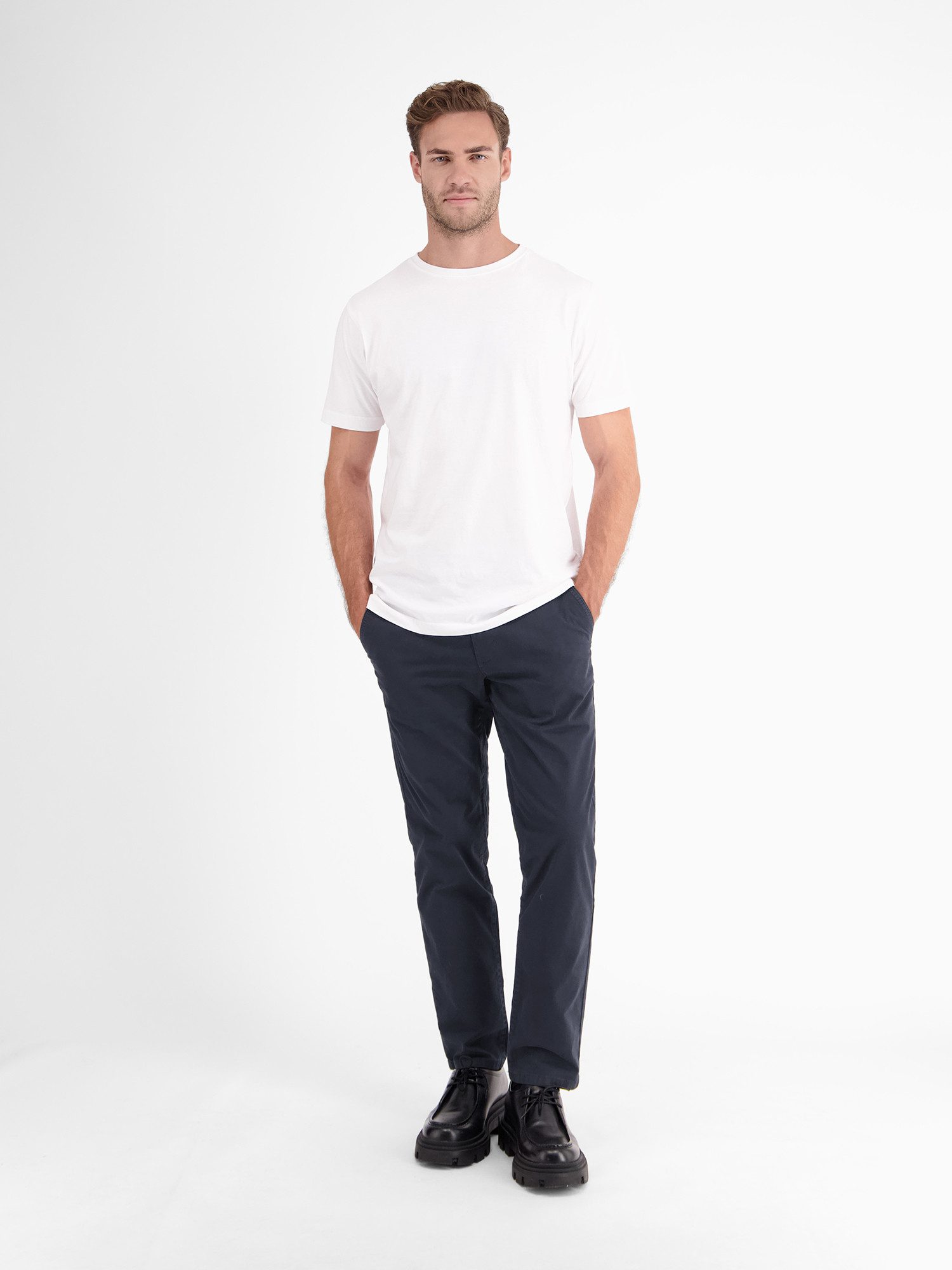 LERROS 5-Pocket-Hose Basic Chino in Strukturqualität, SLIM FIT Chino im 5-Pocket-Style mit Stretchanteil / Allrounder für jeden Tag
