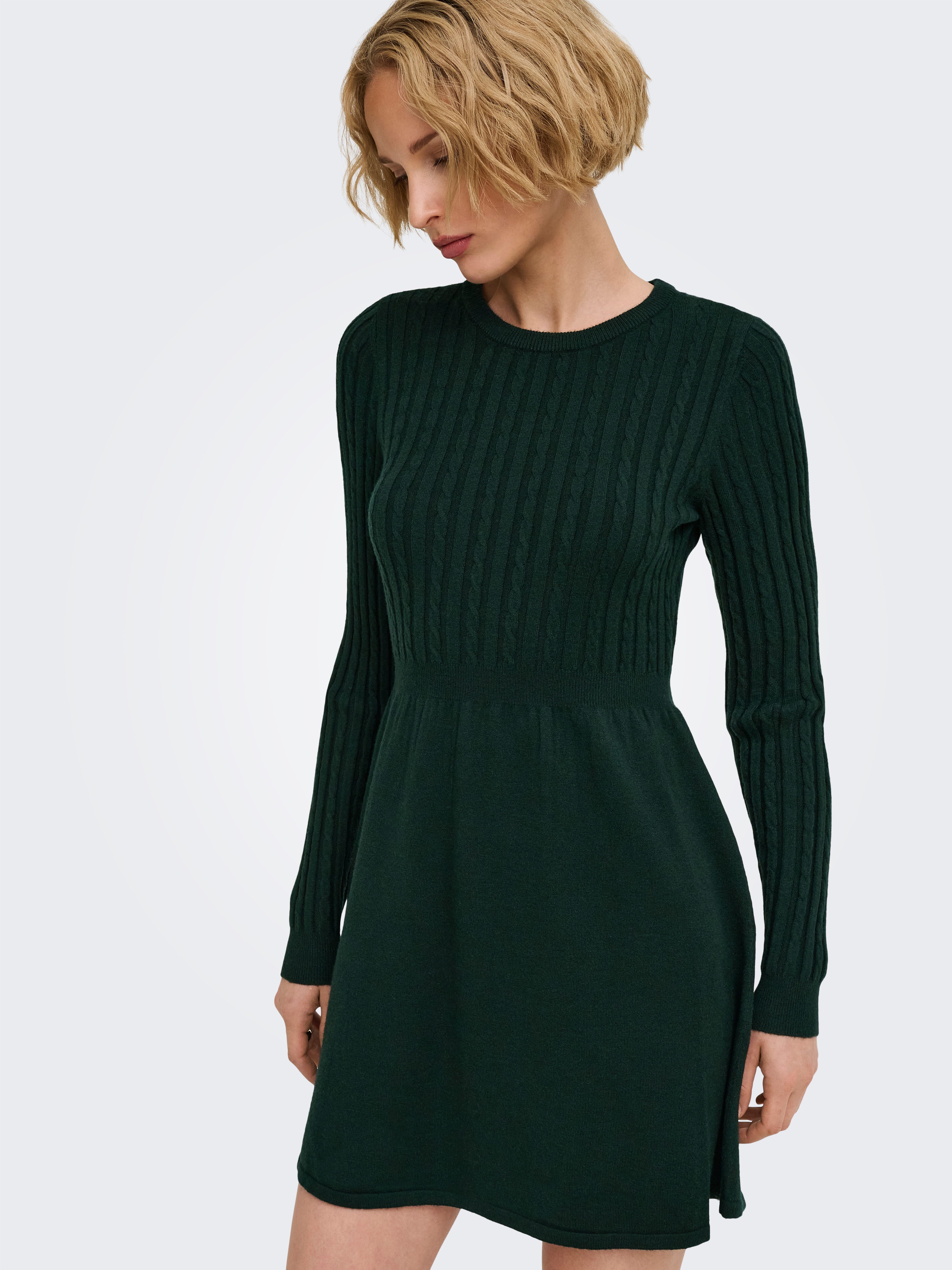 ONLY Strickkleid ONLFIA LS CABLE DRESS KNT Viskosemischung, regular fit – Bild 3 von 5