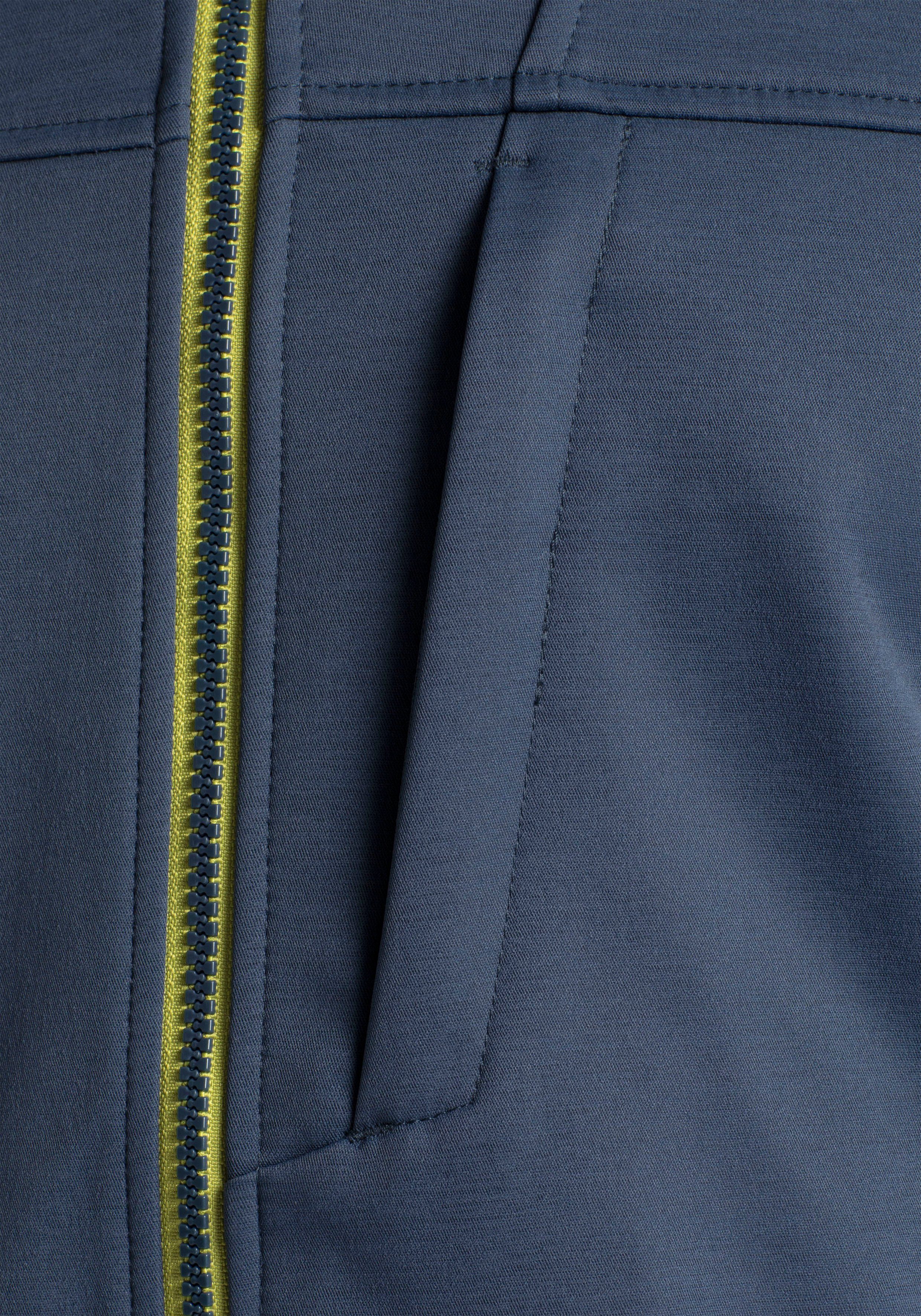 mit ICEPEAK BAZINE DARK BLUE dezenten Logoschriftzügen Icepeak Softshelljacke