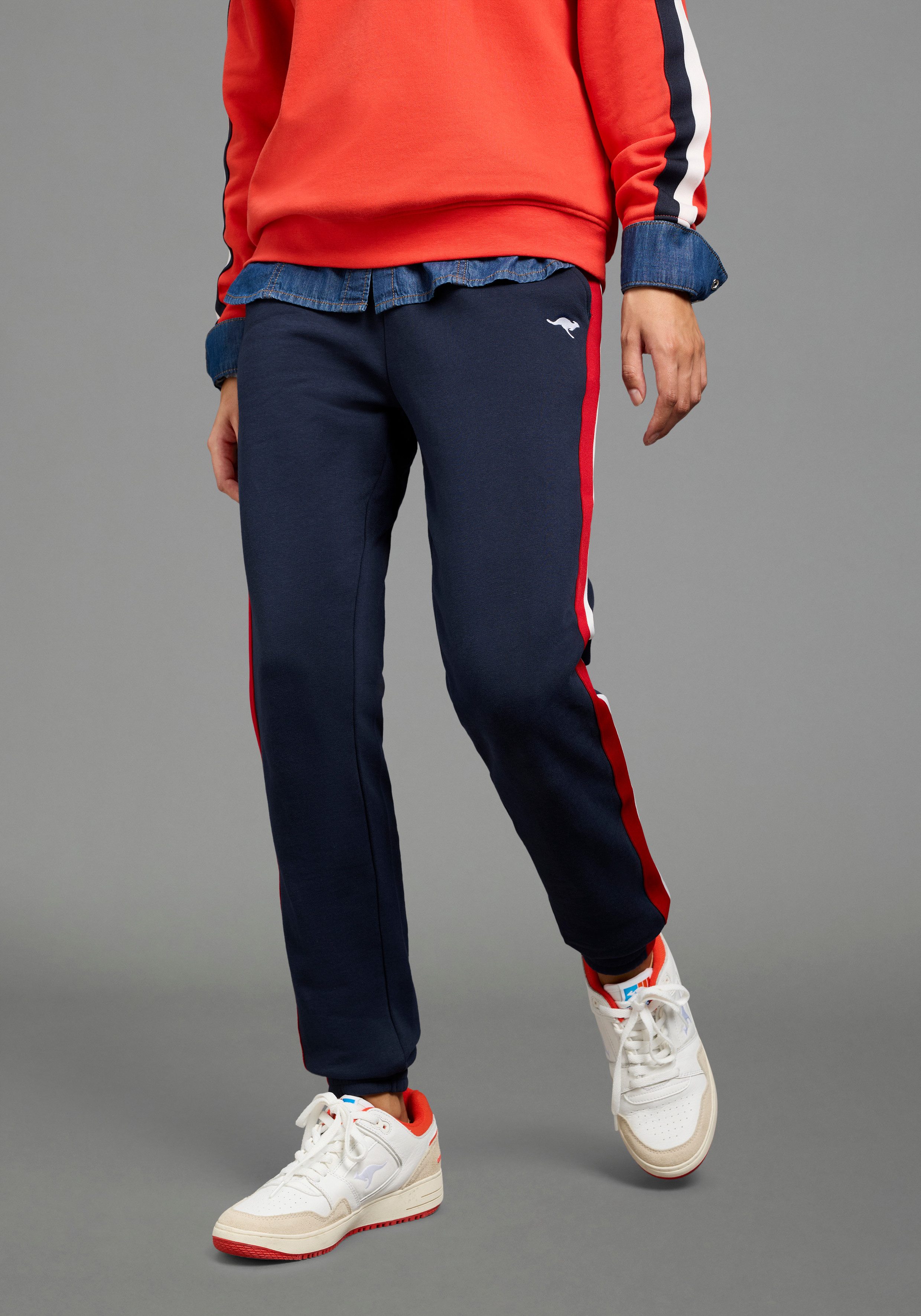 KangaROOS Jogginghose mit 2 Eingrifftaschen, aus Baumwolle und Polyester