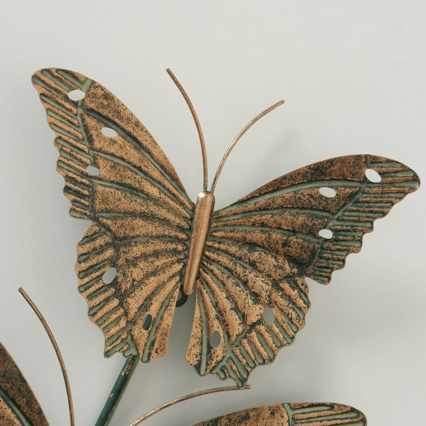 "Jacoba" Wanddekoobjekt aus Metall BOLTZE St) Schmetterlinge (1 in gold/braun/grau,