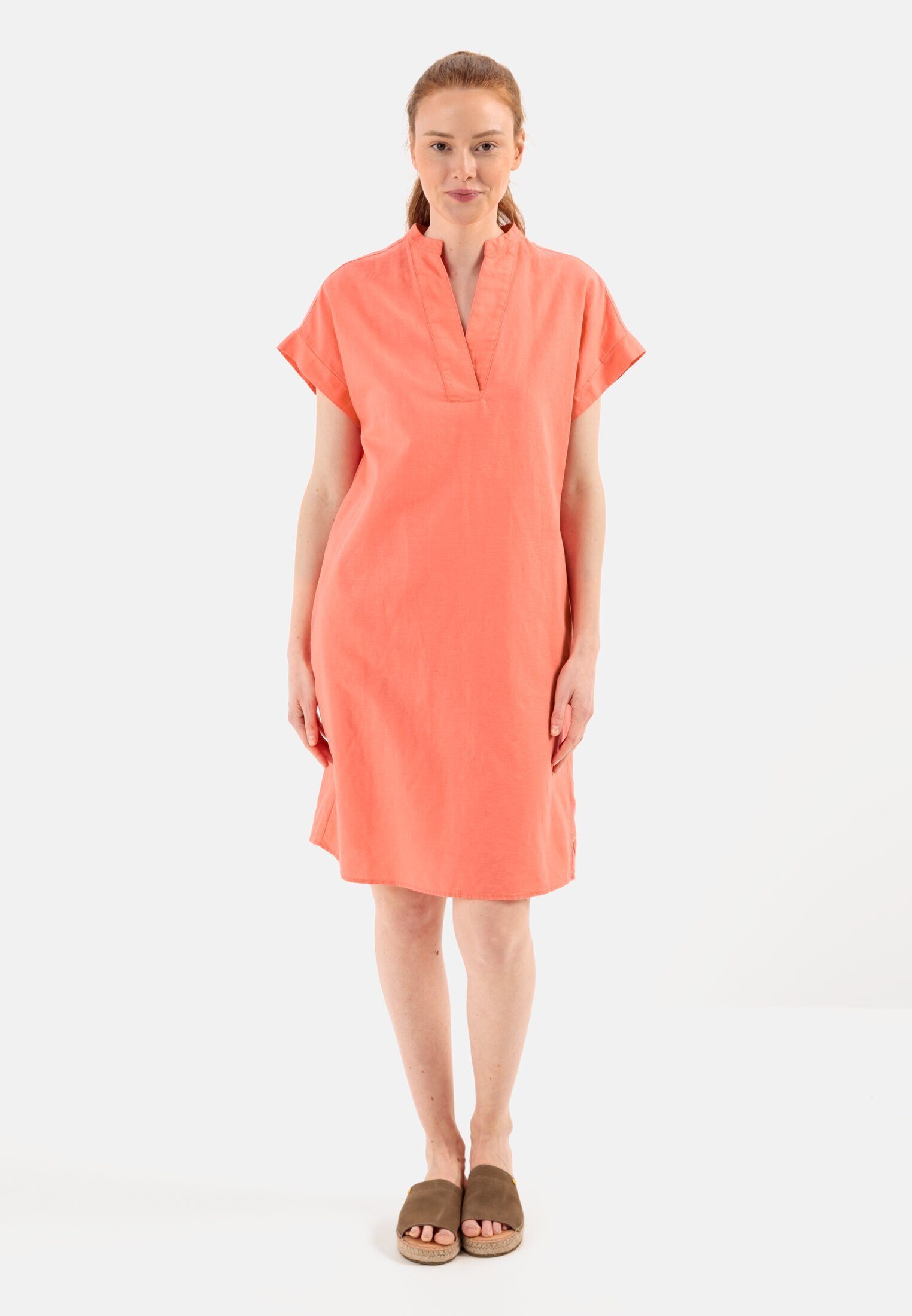 Sommerkleid aus einem Leinenmix