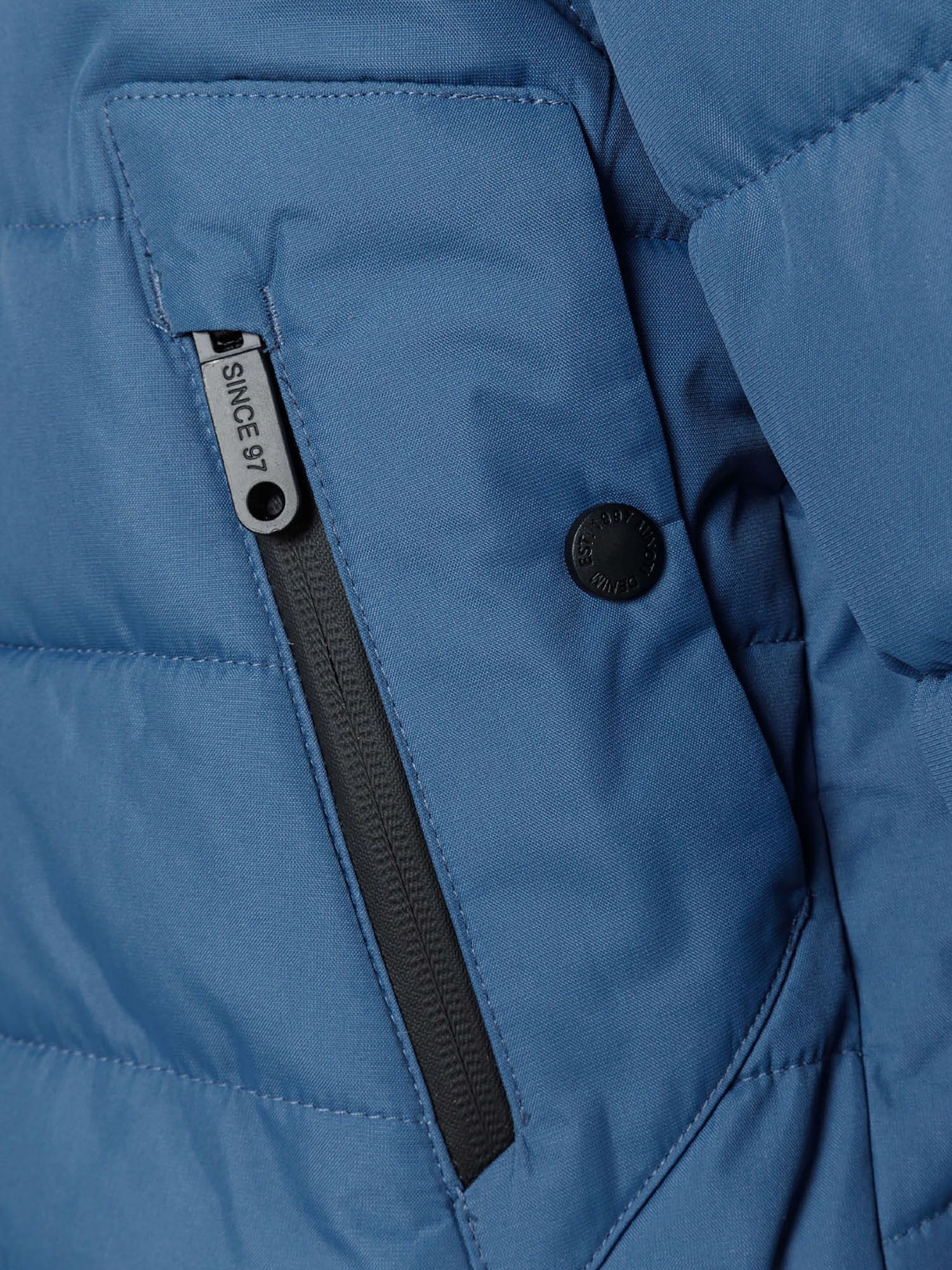 MINOTI Winterjacke Jungensteppjacke mit Reißverschlusstaschen und Kapuze klassische Jacke mit Kapuze, mit Kapuze