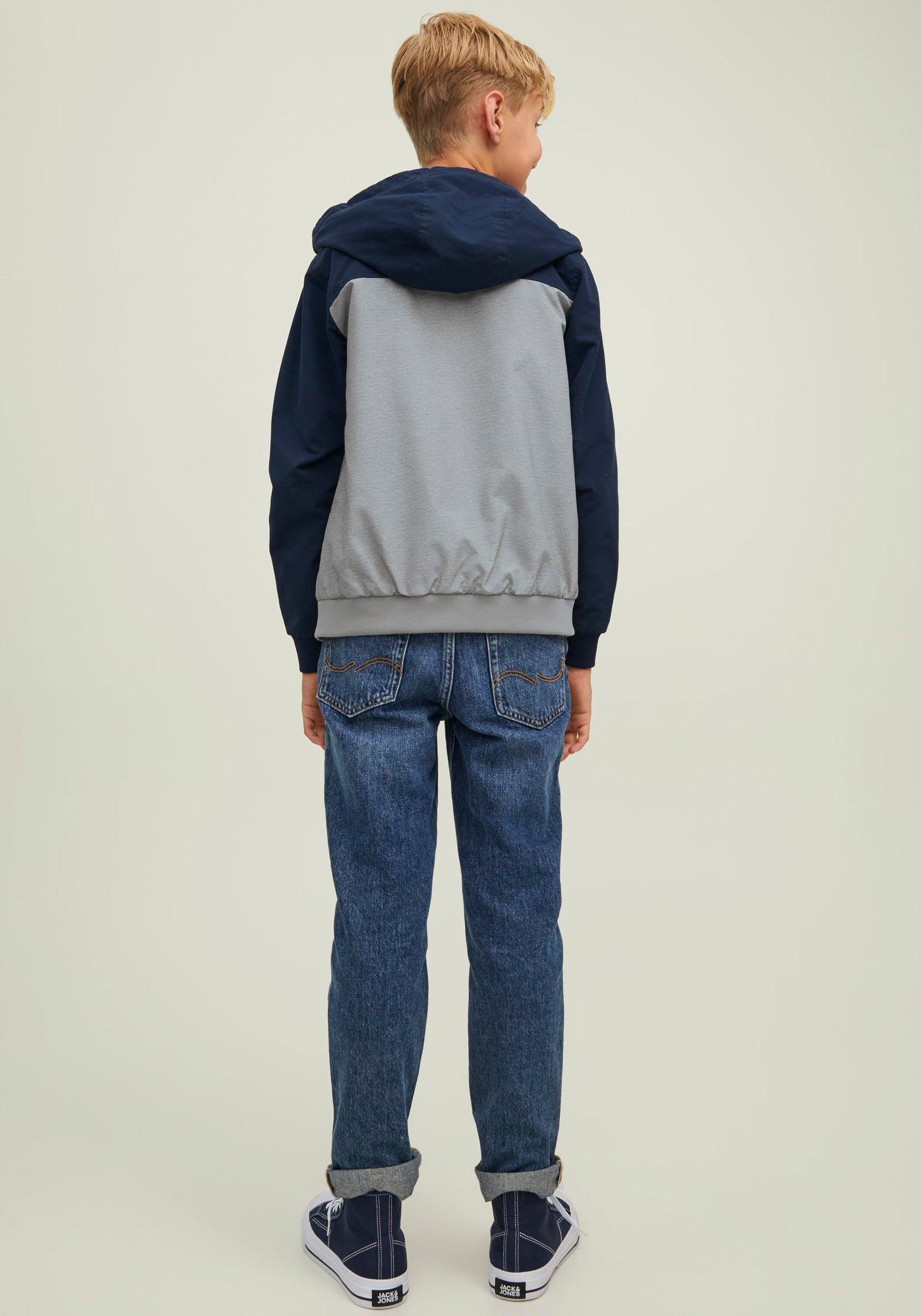 Jack & Jones Junior Outdoorjacke JJERUSH wasserabweisend, mit Kapuze, mattes Finish Polyester, regular fit