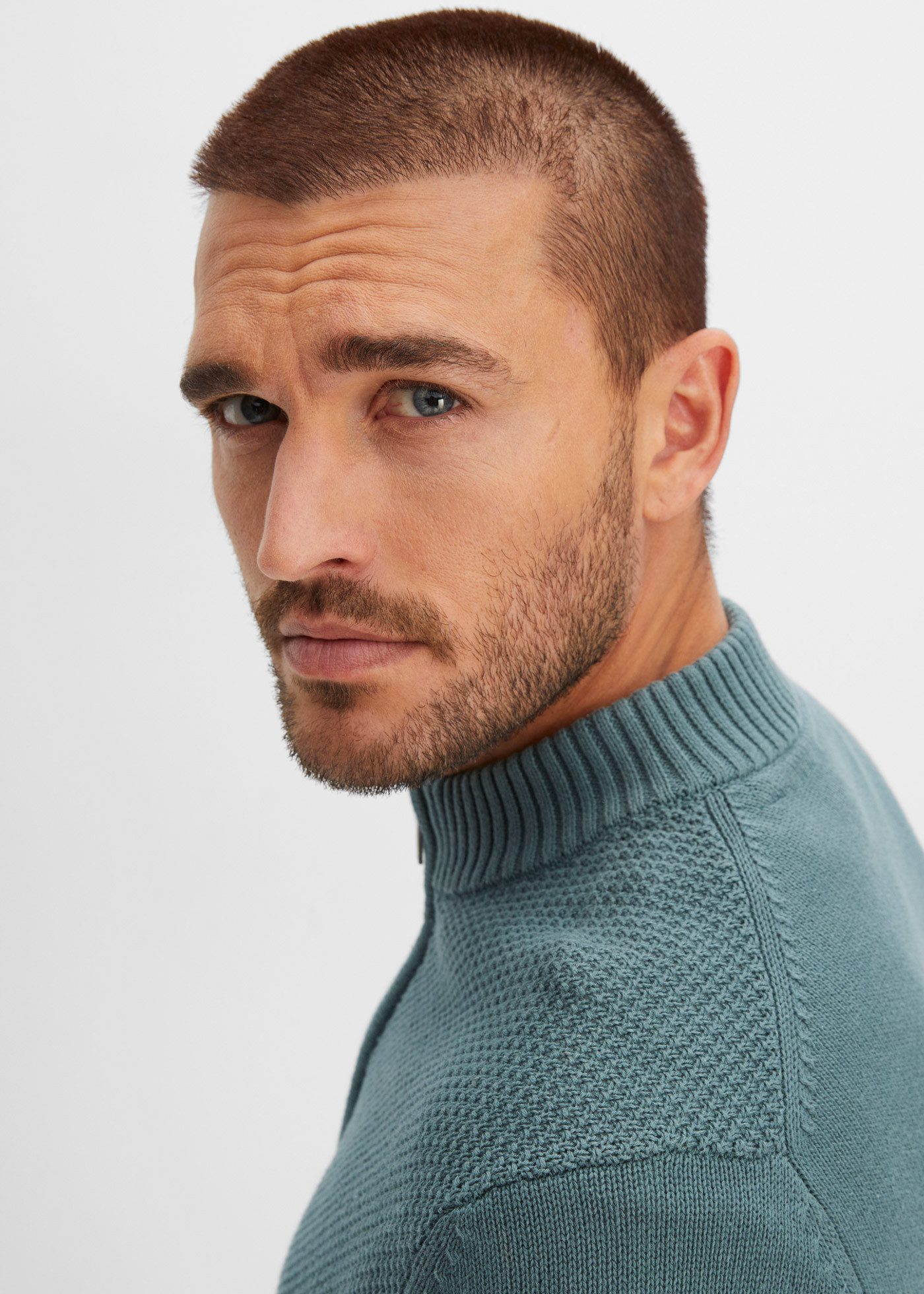 bonprix Strickjacke Regular fit, Feinstrick, mit Stehkragen, aus Baumwolle günstig online kaufen