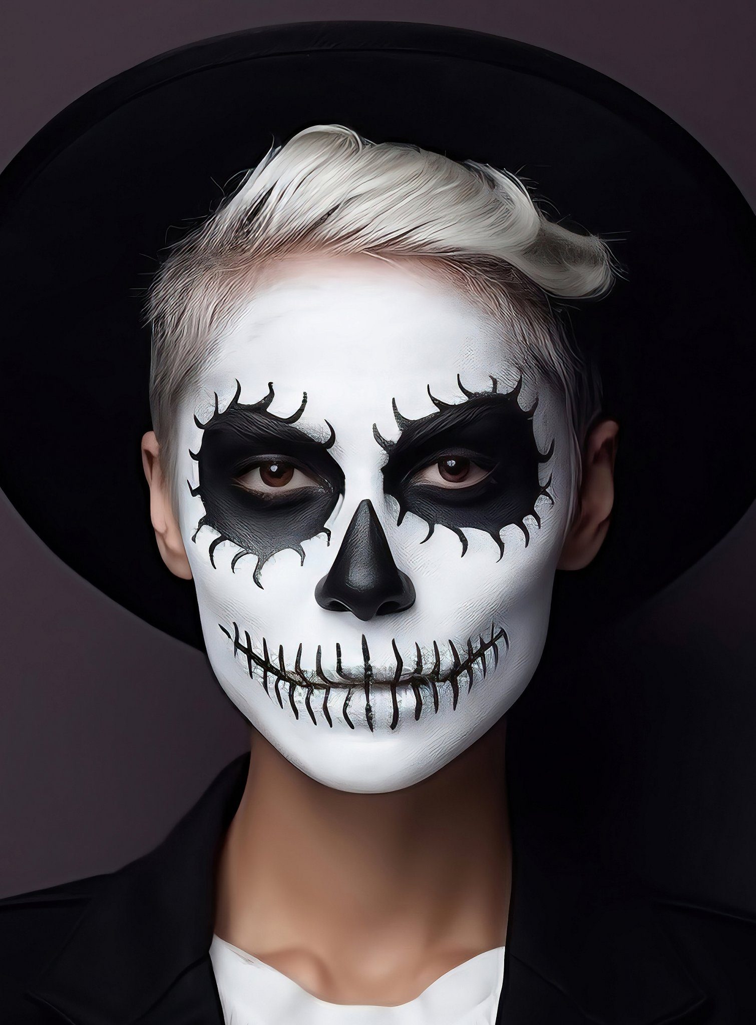 Kryolan GmbH Theaterschminke Schwarz-Weiß Make-up 15ml Halloween Schminke Skele, Voll deckende Cremeschminke auf Wachsbasis für Skelett, Pantomime, Ka