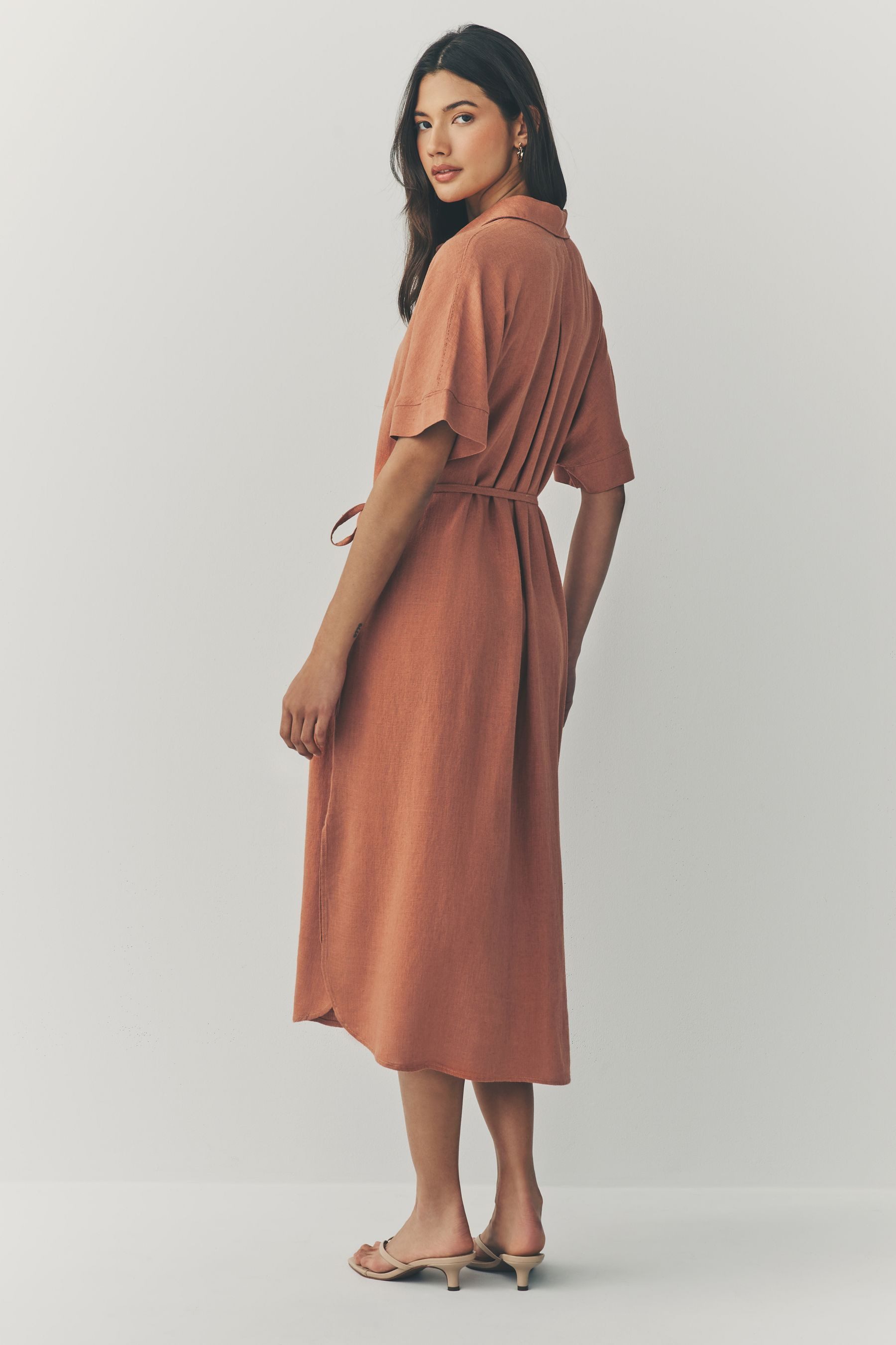 Next Midikleid Kurzärmeliges Midikleid mit Bindegürtel, günstig online kaufen