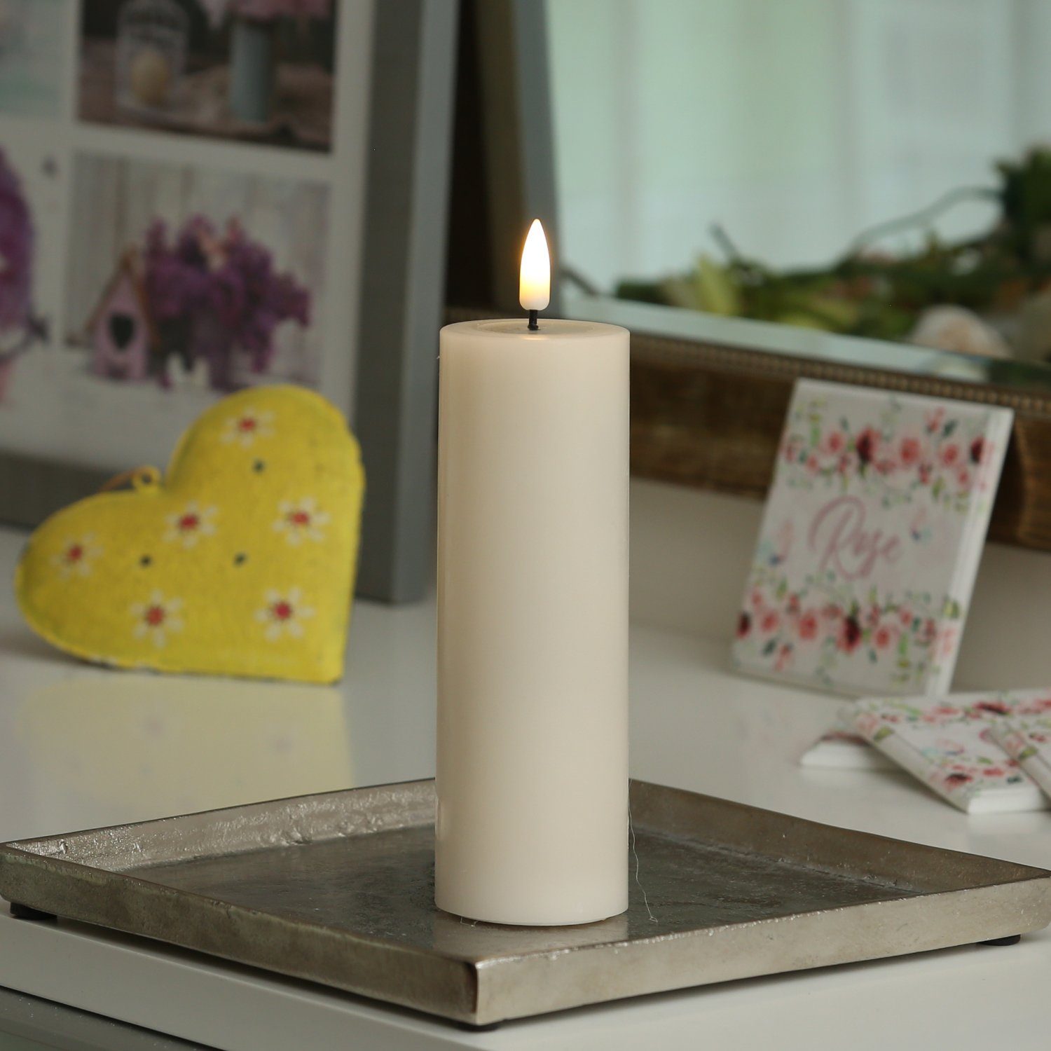 MARELIDA LED-Kerze Mia Deluxe Echtwachs Wachsspiegel flackernd H: 15cm D: 5cm creme