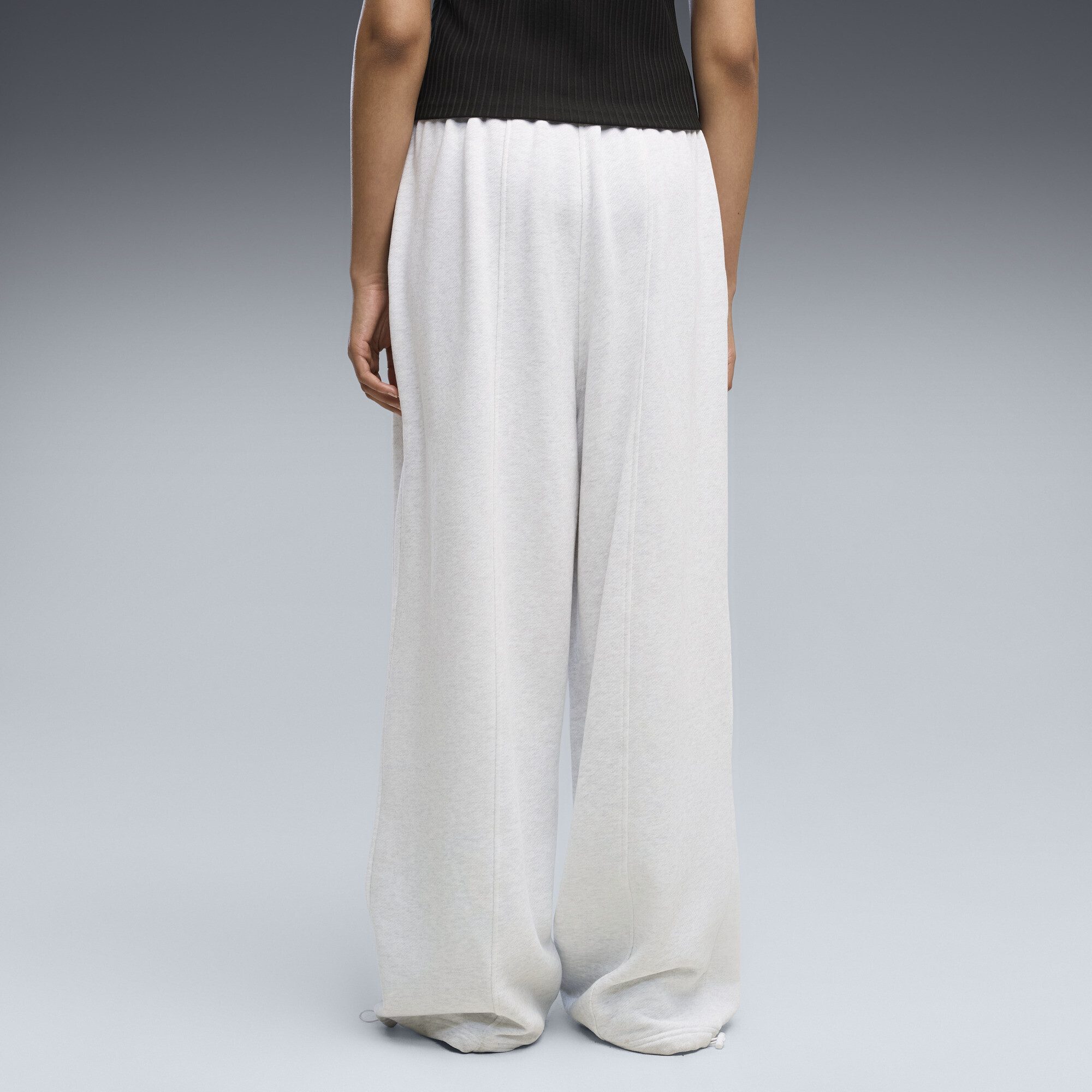 PUMA Sporthose Essentials Slouchy Pintuck Oversized Hose Damen