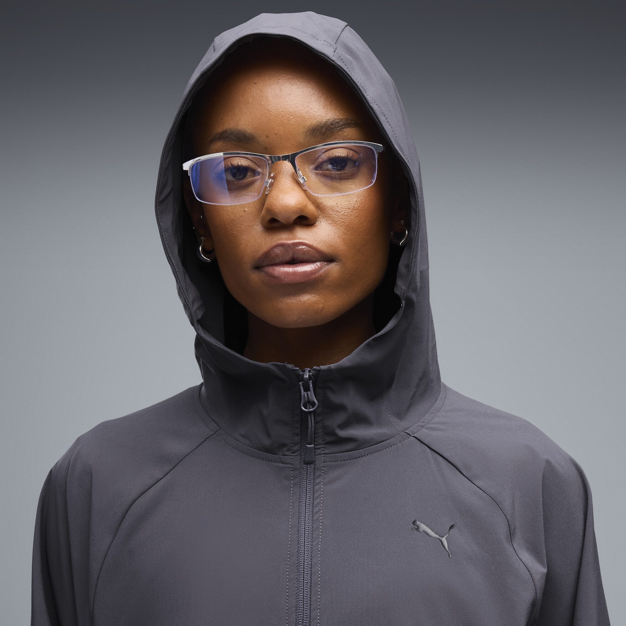 PUMA Trainingsjacke PUMATECH SENSE 4-Way Stretch Oversized Jacke Damen