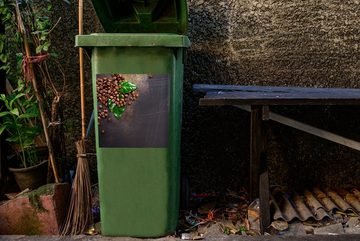 MuchoWow Wandsticker Kräuter - Nüsse - Herbst - Küche (1 St), Mülleimer-aufkleber, Mülltonne, Sticker, Container, Abfalbehälter