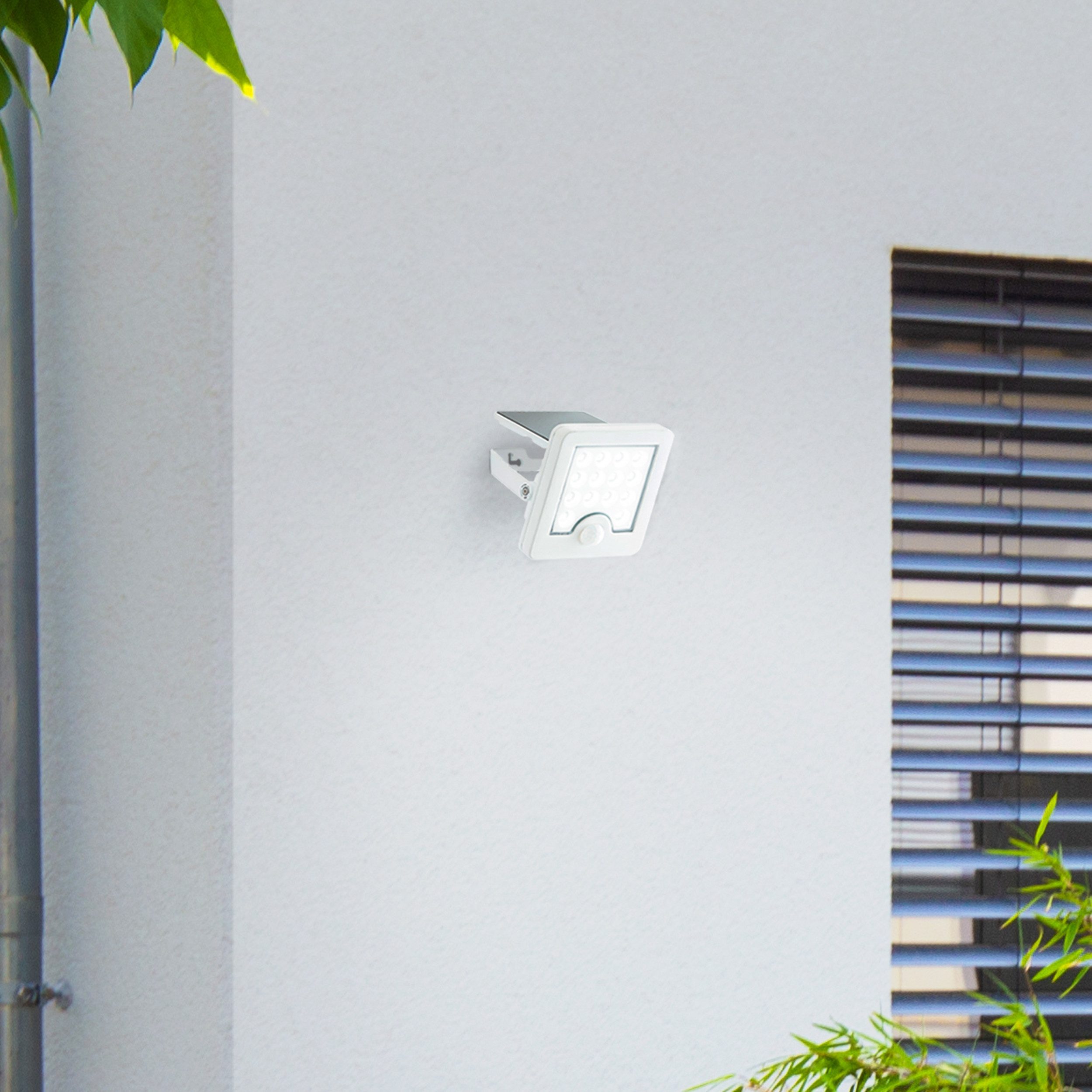 Lightbox Wandleuchte, Bewegungsmelder, LED fest integriert, Neutralweiß, LED Außenwandlampe, Solar, Bewegungsmelder, schwenkbar, 540 lm, IP65