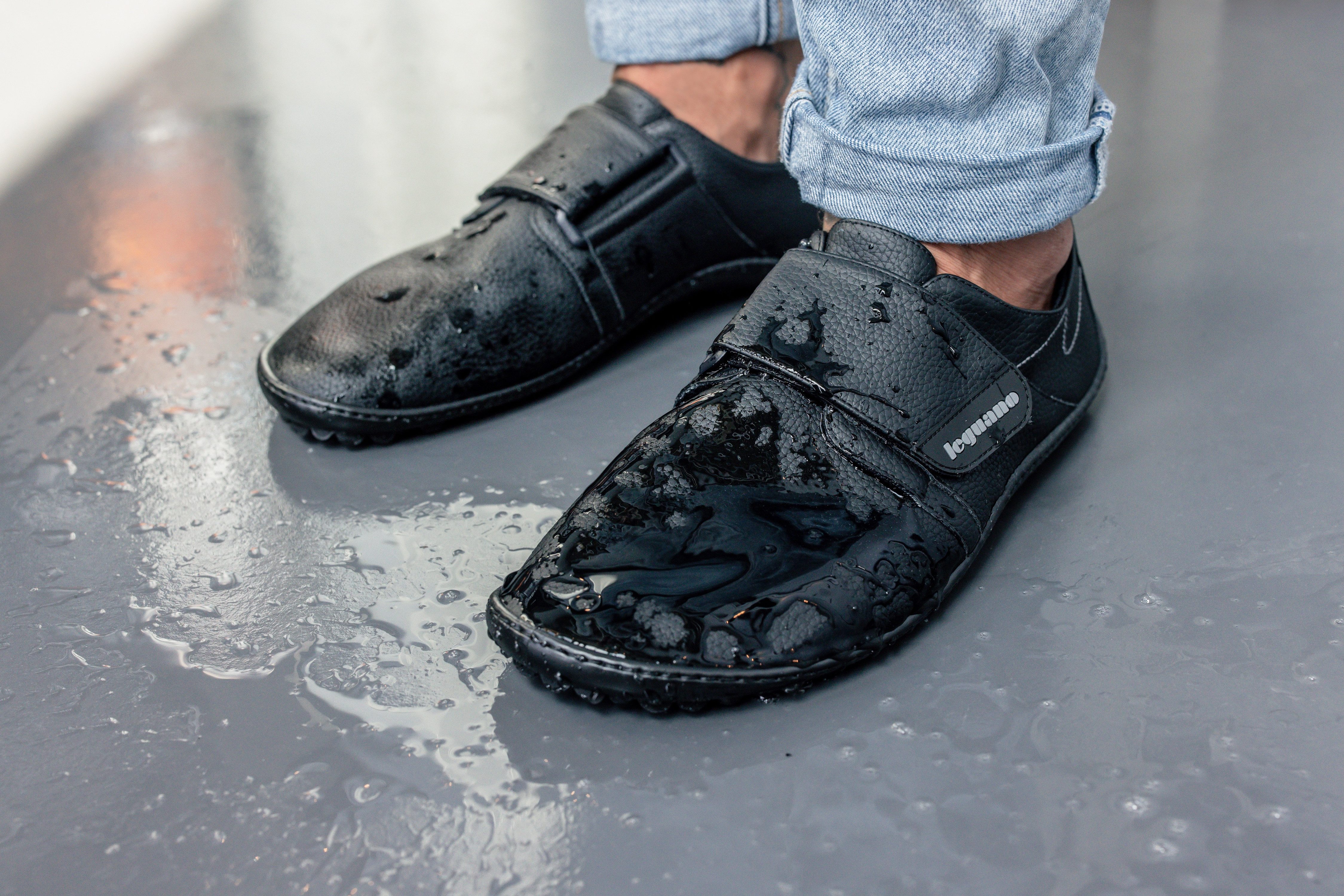 Leguano NERON Barfußschuh, Klettschuh, Bequemschuh, Flats mit praktischem Klettverschluss