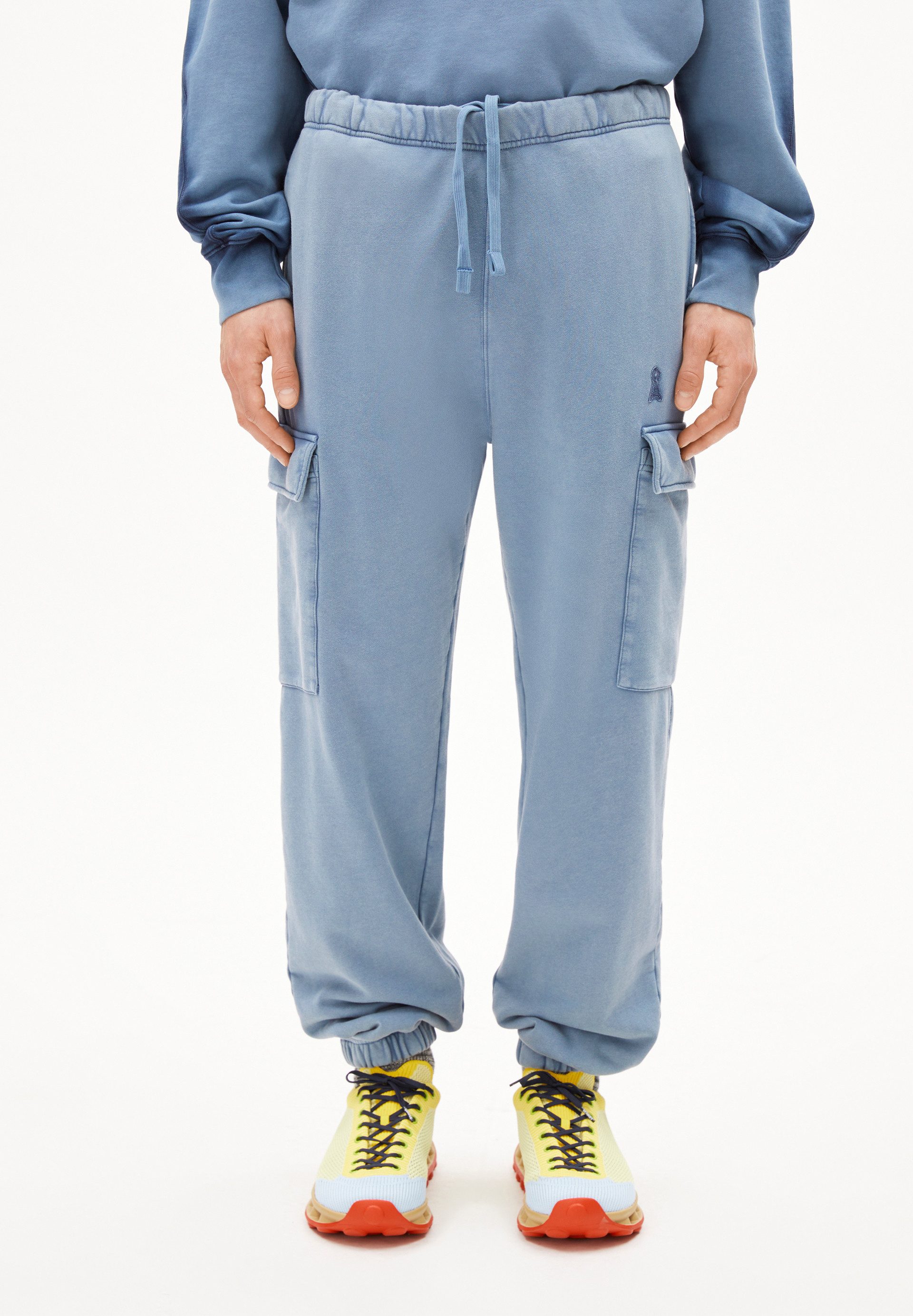 Armedangels Sweathose ICONIC Å BAASTI CARGO Sweathose aus Bio-Baumwolle (1-tlg)