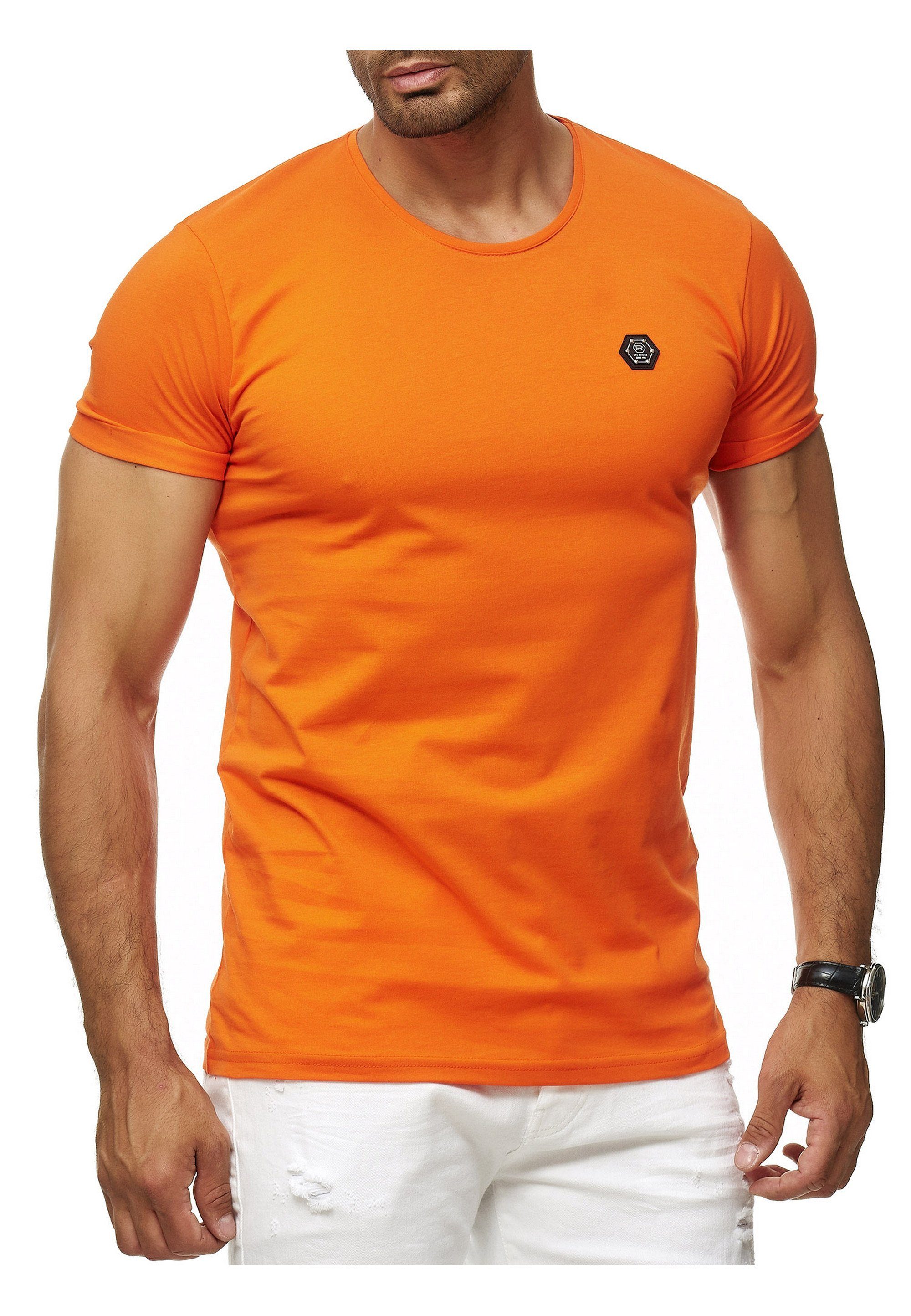 Atlanta RedBridge Brandlogo mit orange T-Shirt sportlichem