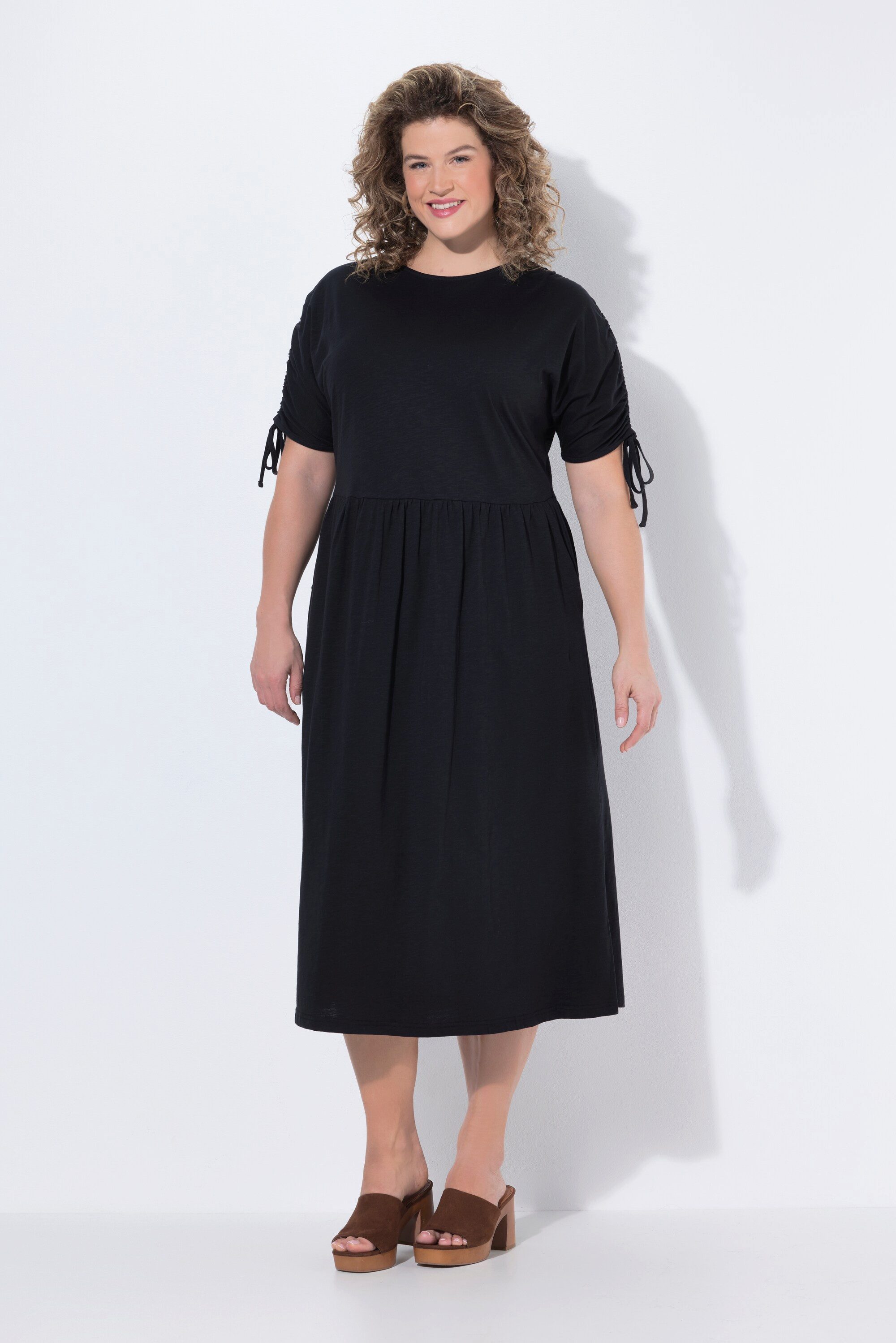 Ulla Popken Midikleid Midikleid Raffband Rundhals ärmellos Biobaumwolle