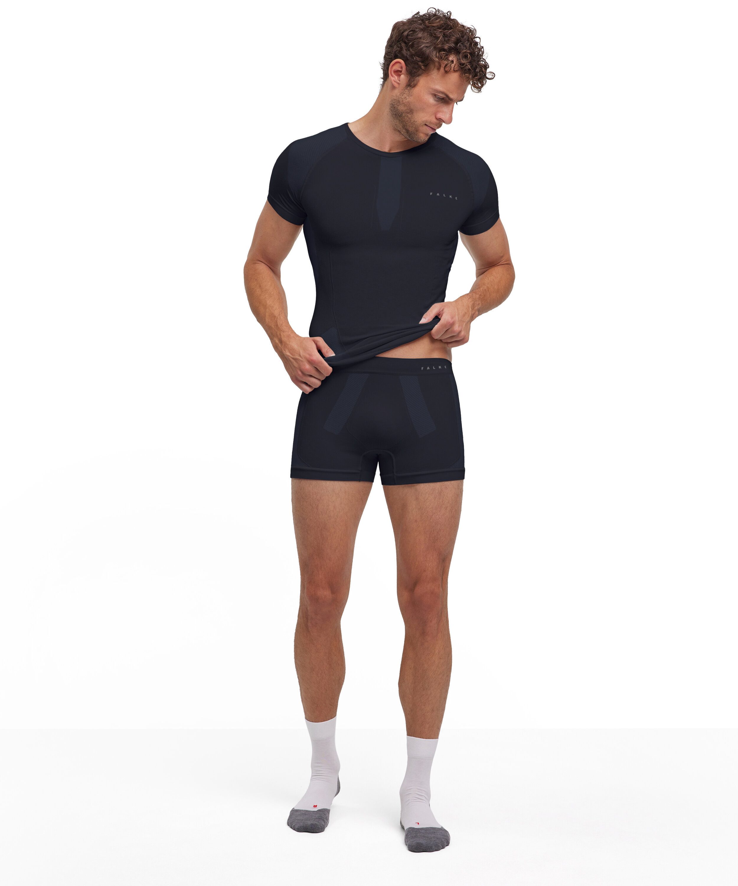 FALKE Funktionsunterhose FALKE Boxer Warm (1-St., 1) thermoregulierend für warme bis kalte Temperaturen