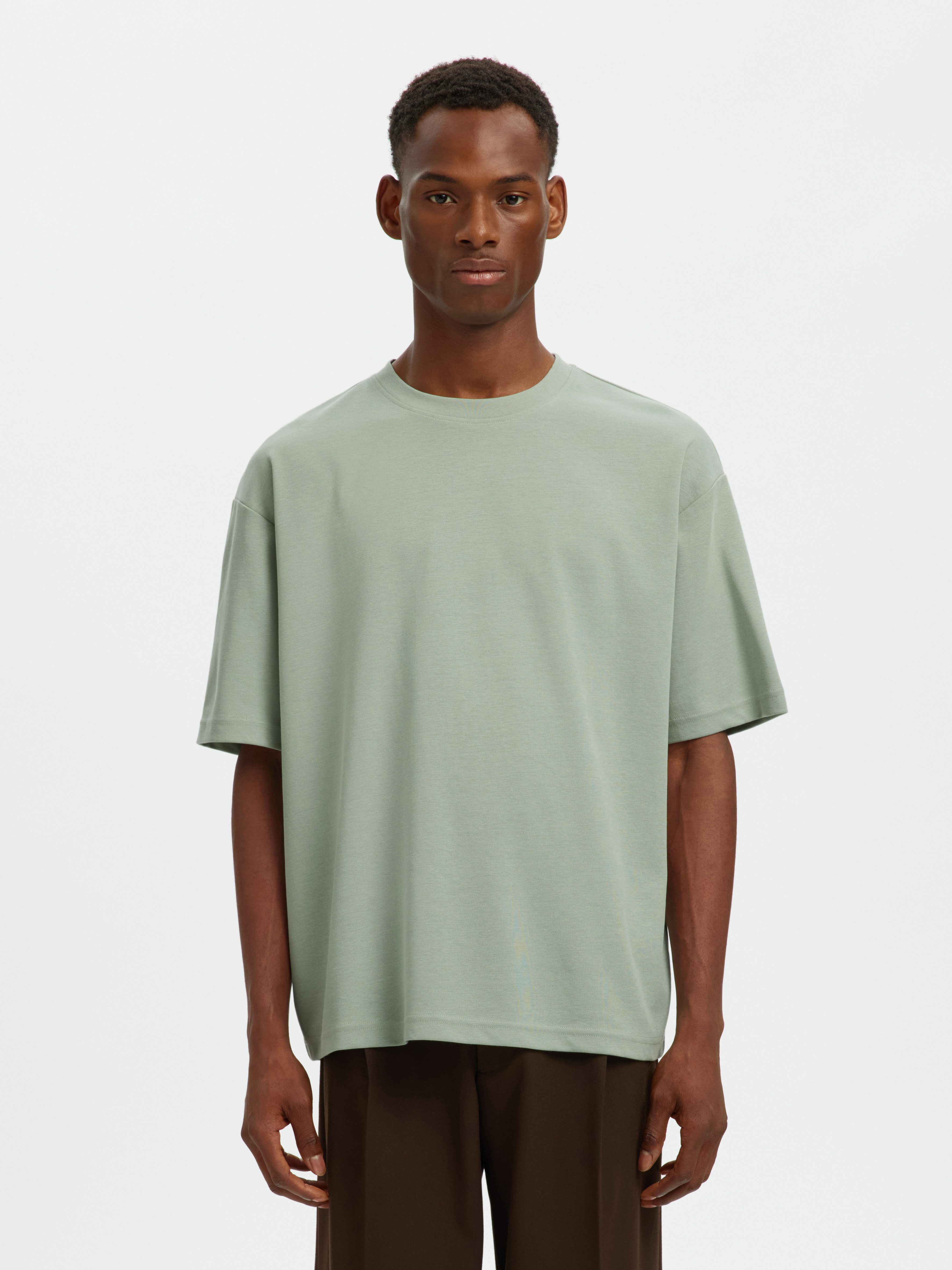 Selected Rundhalsshirt SLHLOOSEOSCAR SS O-NECK TEE NOOS