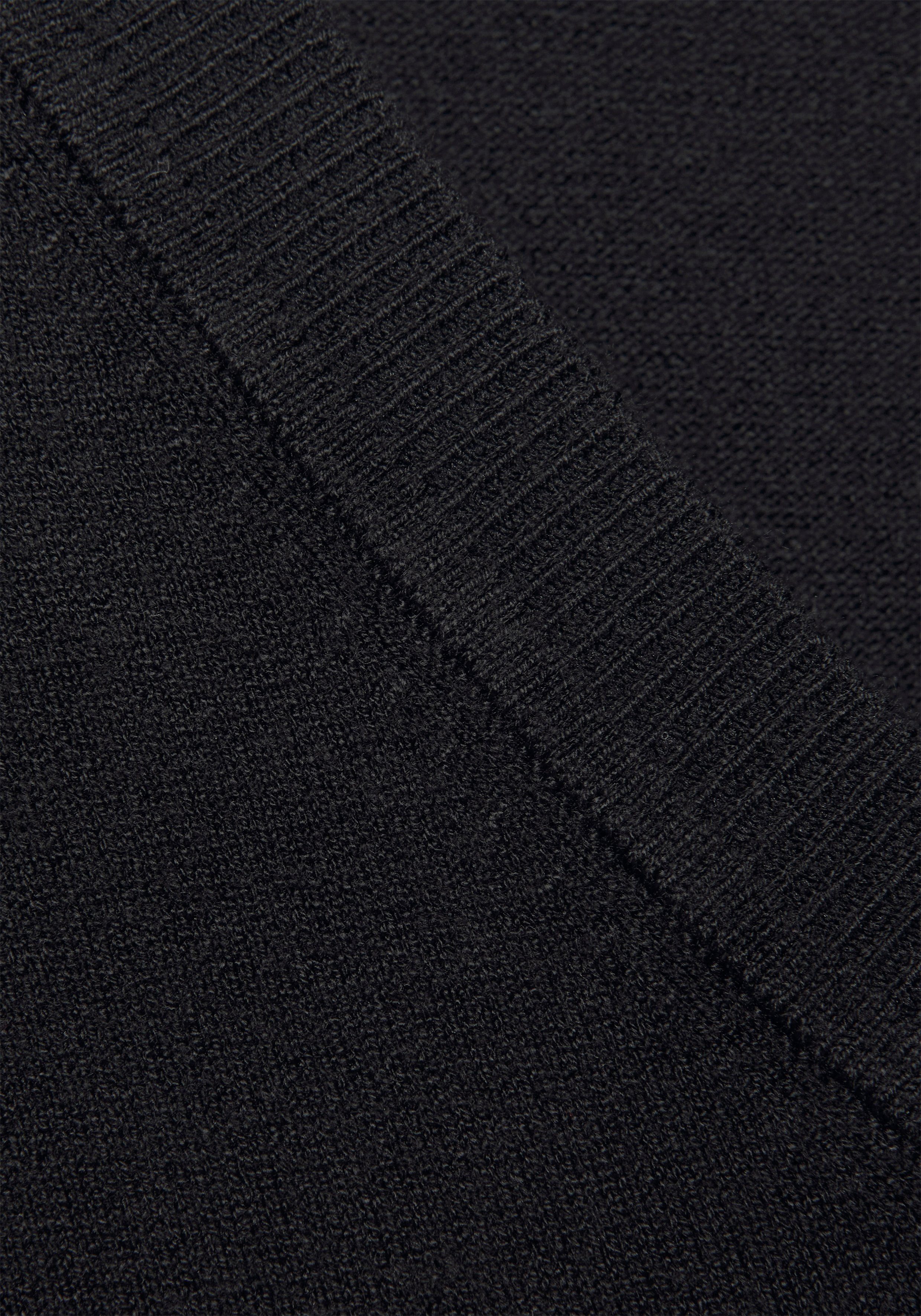 Vivance by Lascana V-Ausschnitt-Pullover in taillierter Form weicher Strickpullover, Feinstrickpullover, V-Pullover, Basic – Bild 5 von 5