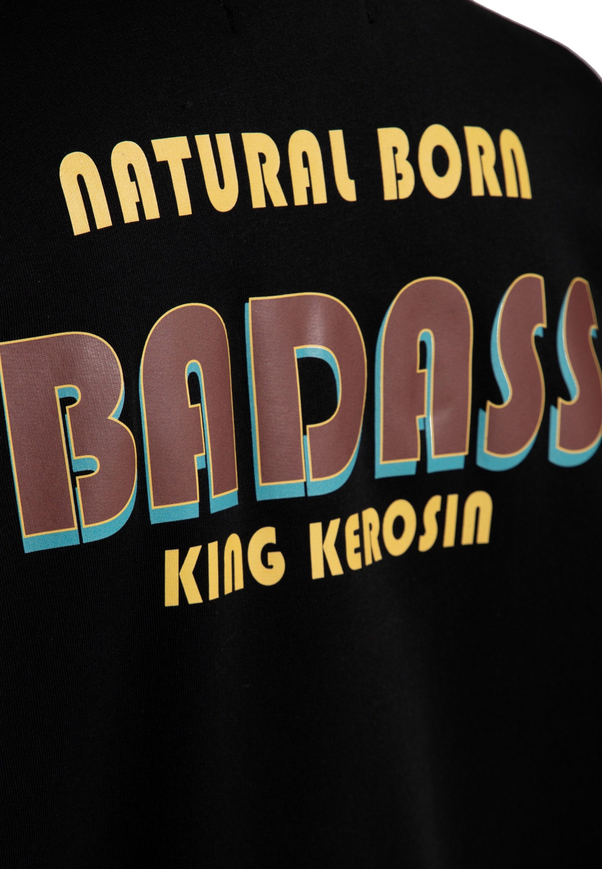 KingKerosin Kapuzensweatjacke Natural Born Badass (1-tlg) mit Backprint