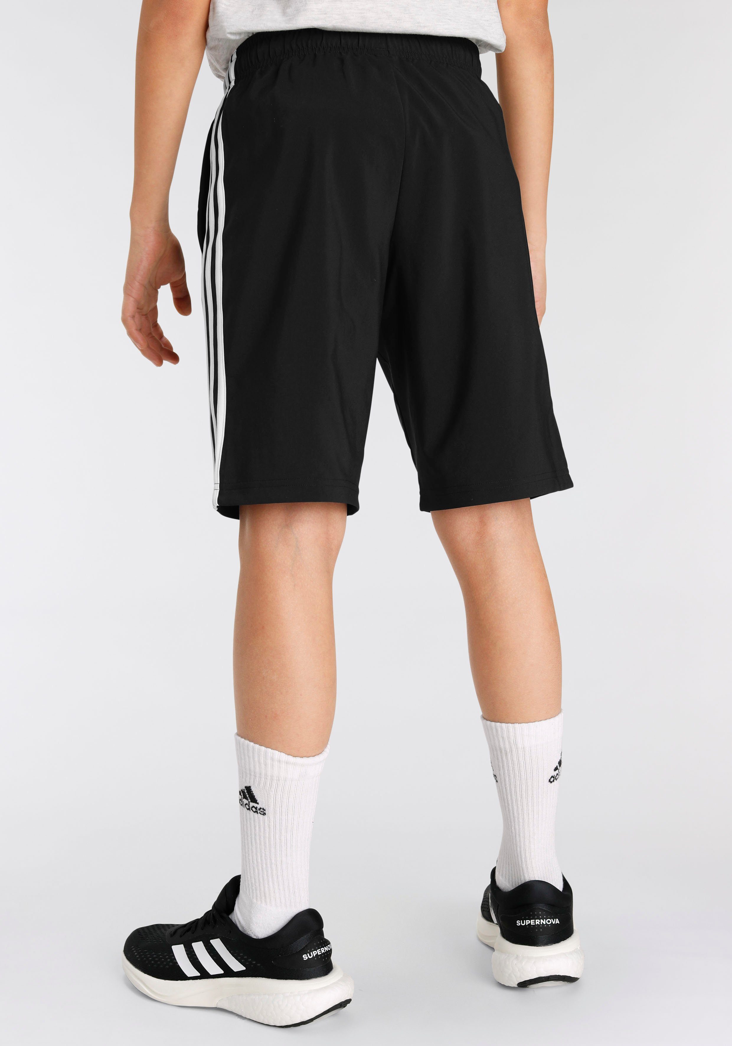 Sportswear / (1-tlg) Black WOVEN 3-STREIFEN Shorts ESSENTIALS White adidas