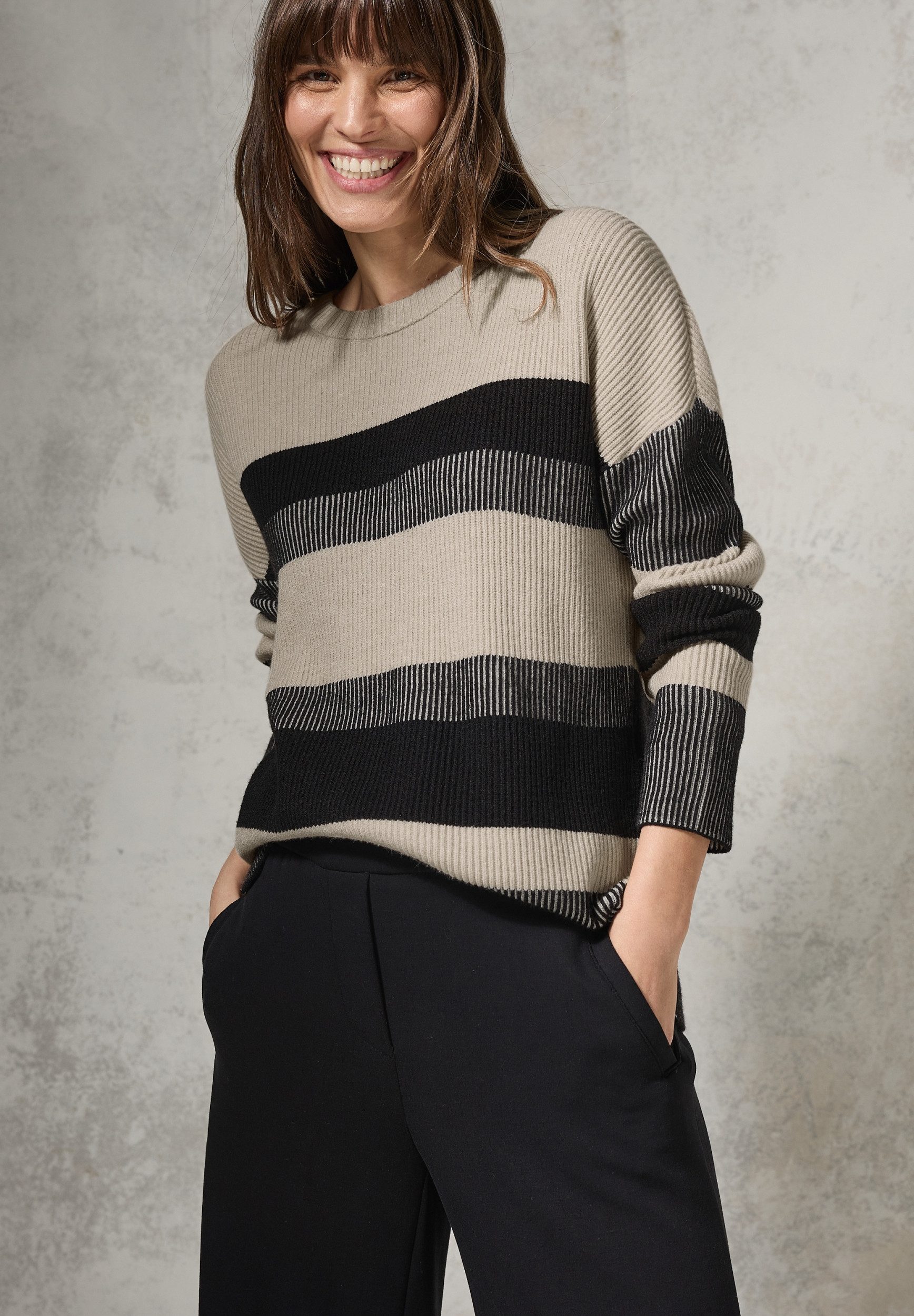 CECIL Strandpullover Striped Round Neck Black günstig online kaufen