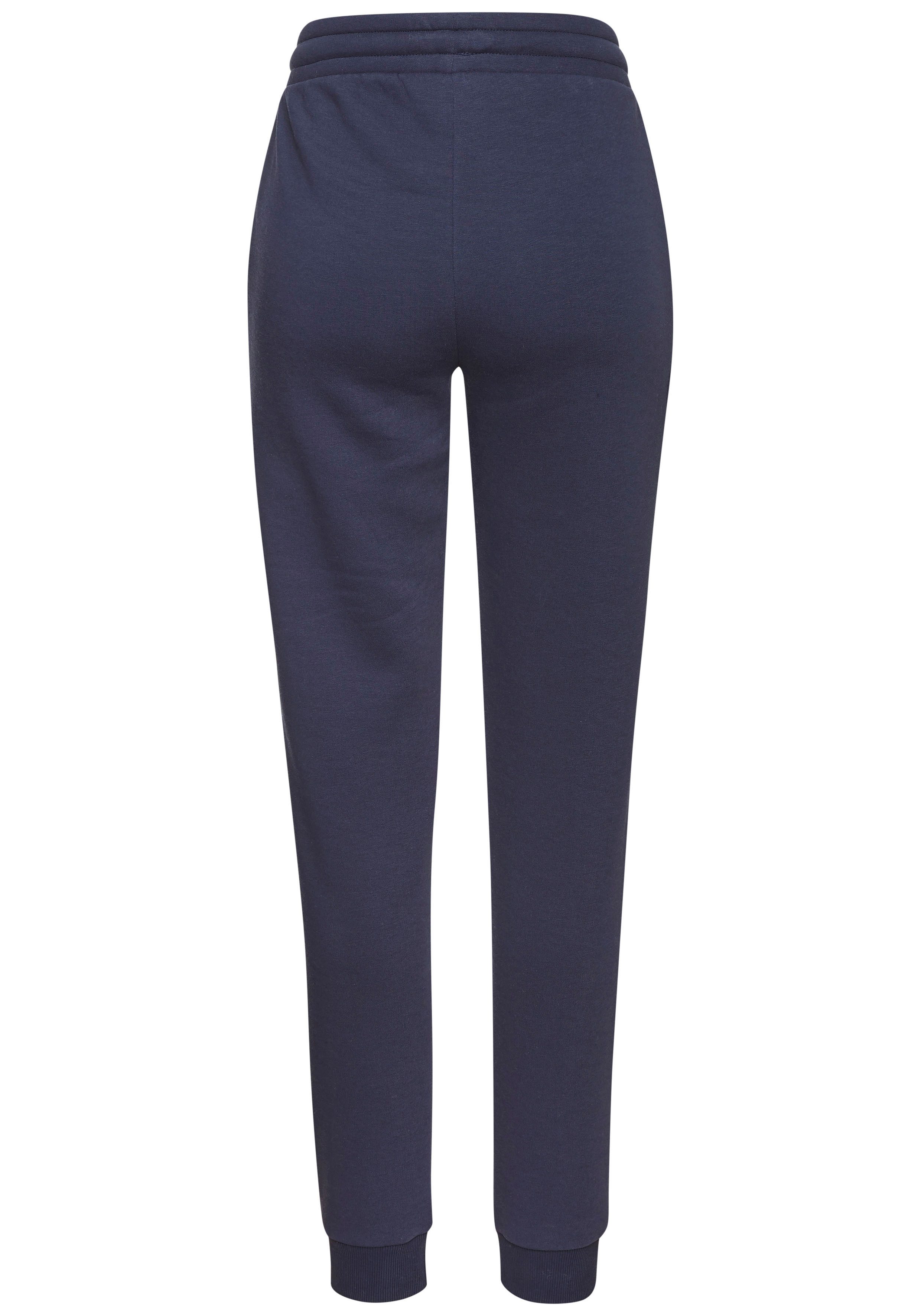 LASCANA Sweathose mit glänzenden Foliendruck, Loungewear – Bild 4 von 5
