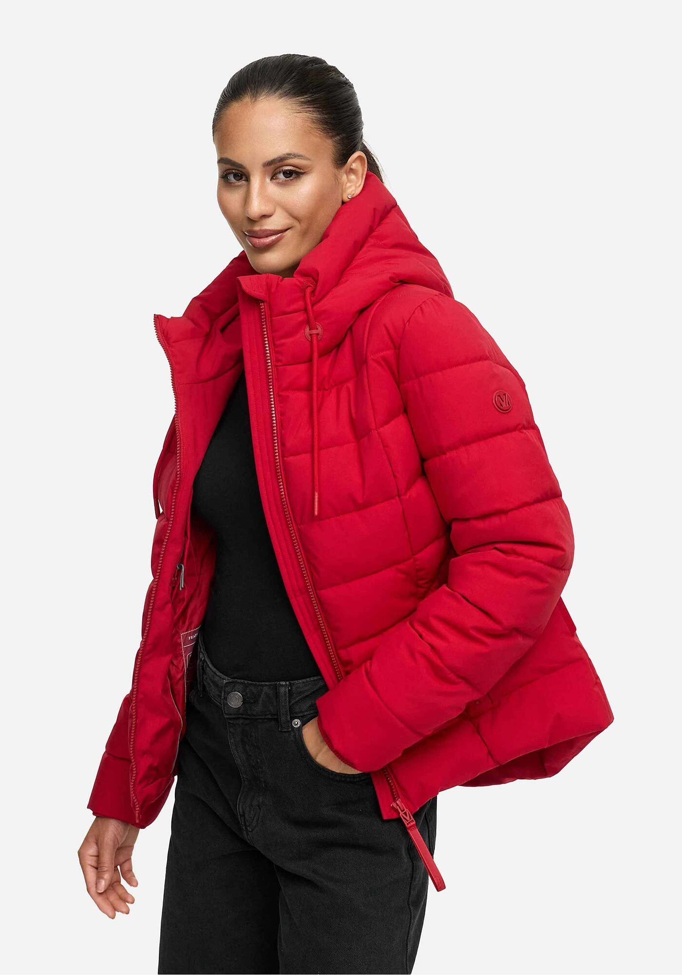 Marikoo Winterjacke Tayenaa mit schmaler Steppung und extra hohem Kragen