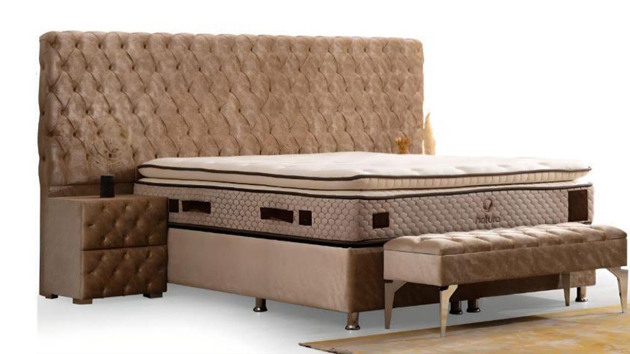 JVmoebel Schlafzimmer-Set Schlafzimmer Set Bett 2x Nachttische mit Hocker Luxus Design, Made In Europe